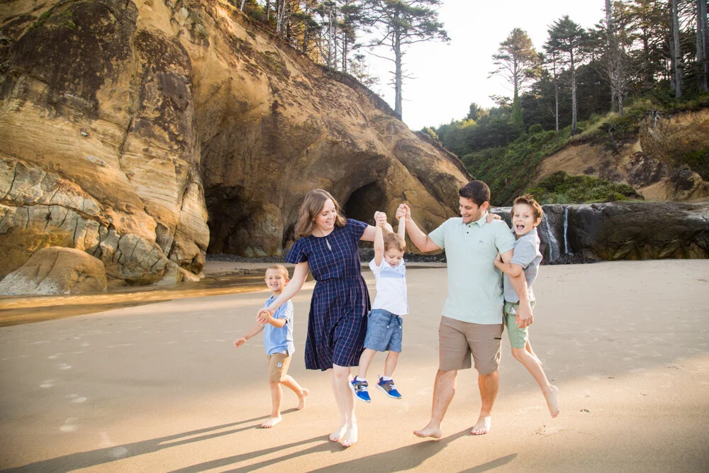 CannonBeach-Oregon-Coast-Wedding-Family-Photographer-DanRice20_079-2.jpg