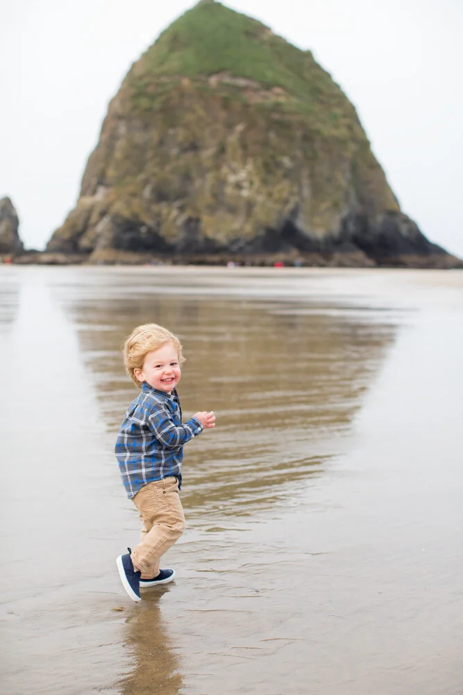 CannonBeach-Oregon-Coast-Wedding-Family-Photographer-DanRice20_124-2.jpg