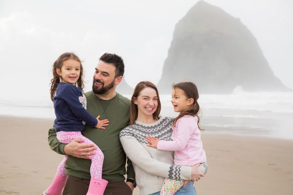 CannonBeach-Oregon-Coast-Wedding-Family-Photographer-DanRice20_145-2.jpg