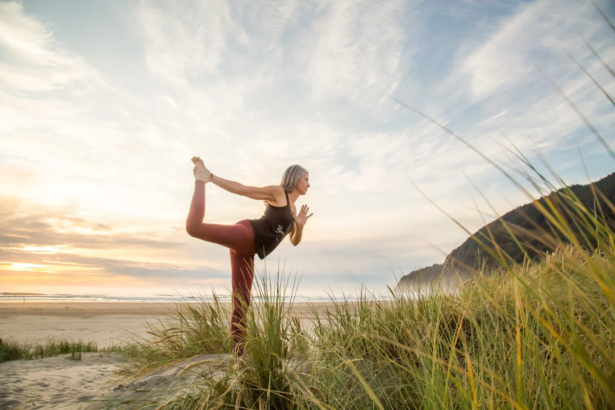 YogaRoot-Oregoncoast-photographer-Manzanita20_010.jpg