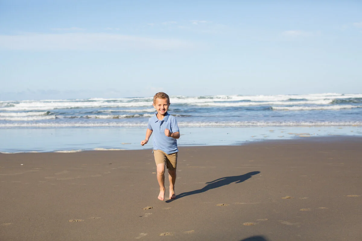 OregonCoast-HugPoint-Family-Photographer-DanRice20_025.jpg