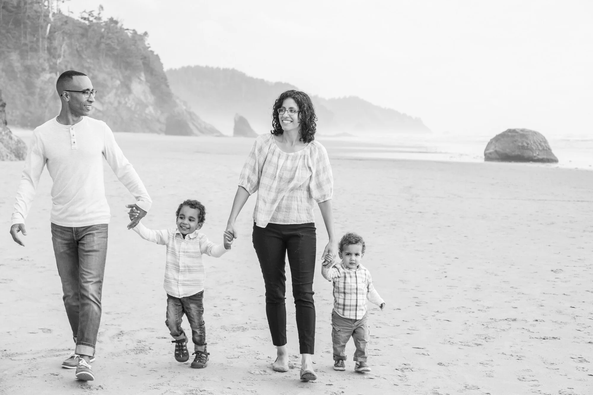 DanRice-HugPoint-OregonCoast-Family-Photographer-July20_005.jpg