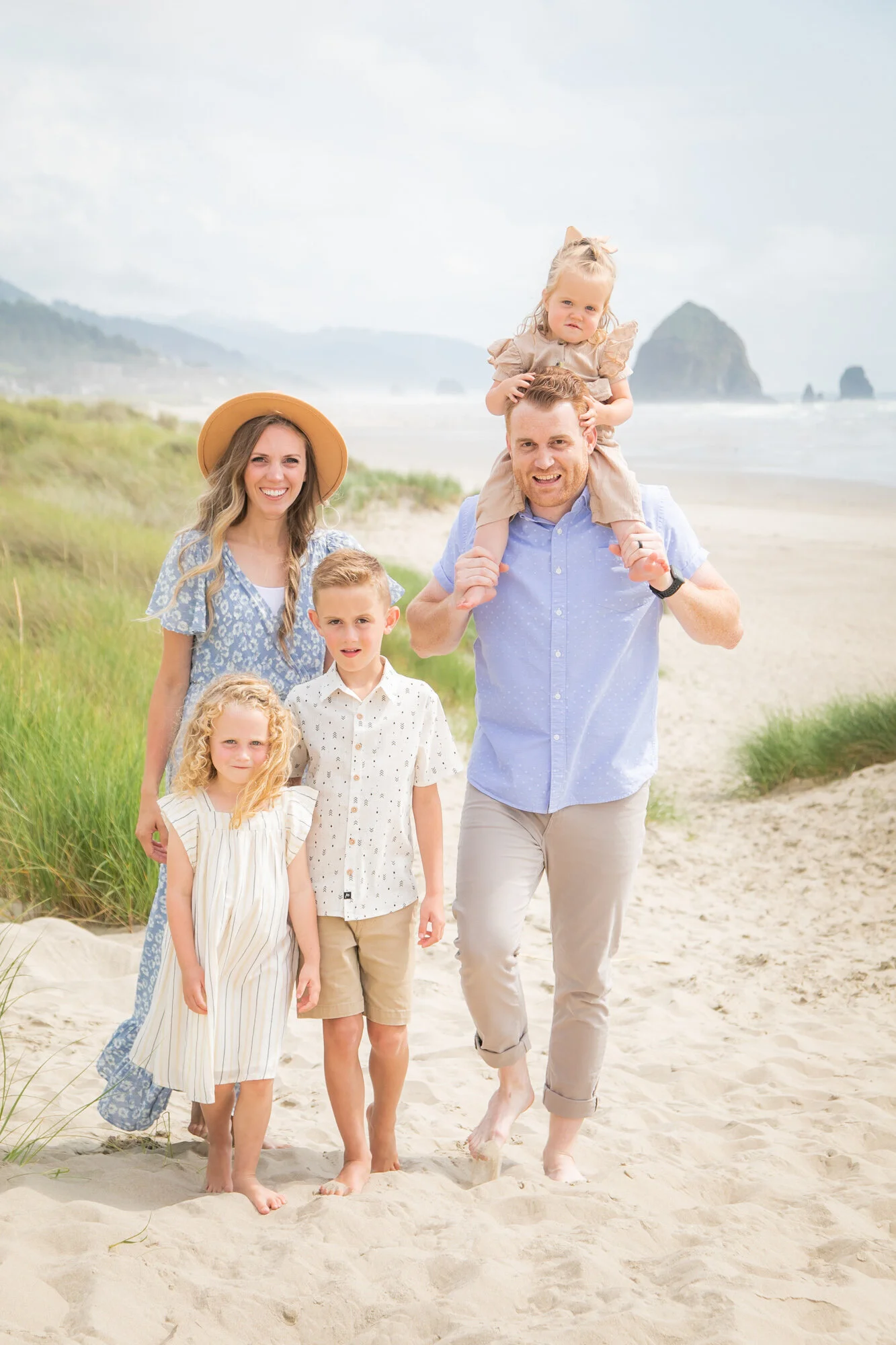 OregonCoast-CannonBeach-Family-Photographs-DanRice-July2020_001.jpg