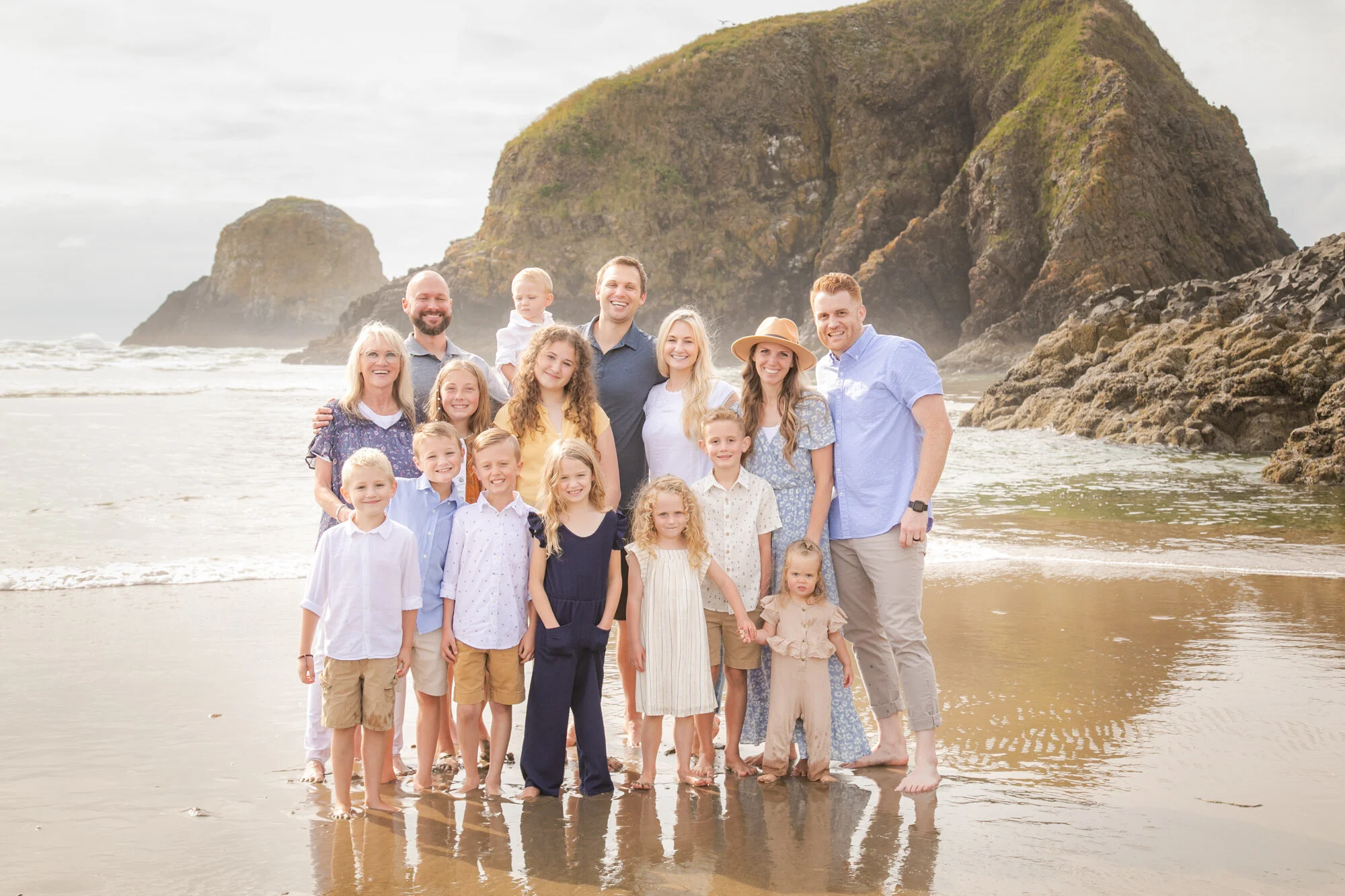 OregonCoast-CannonBeach-Family-Photographs-DanRice-July2020_027.jpg