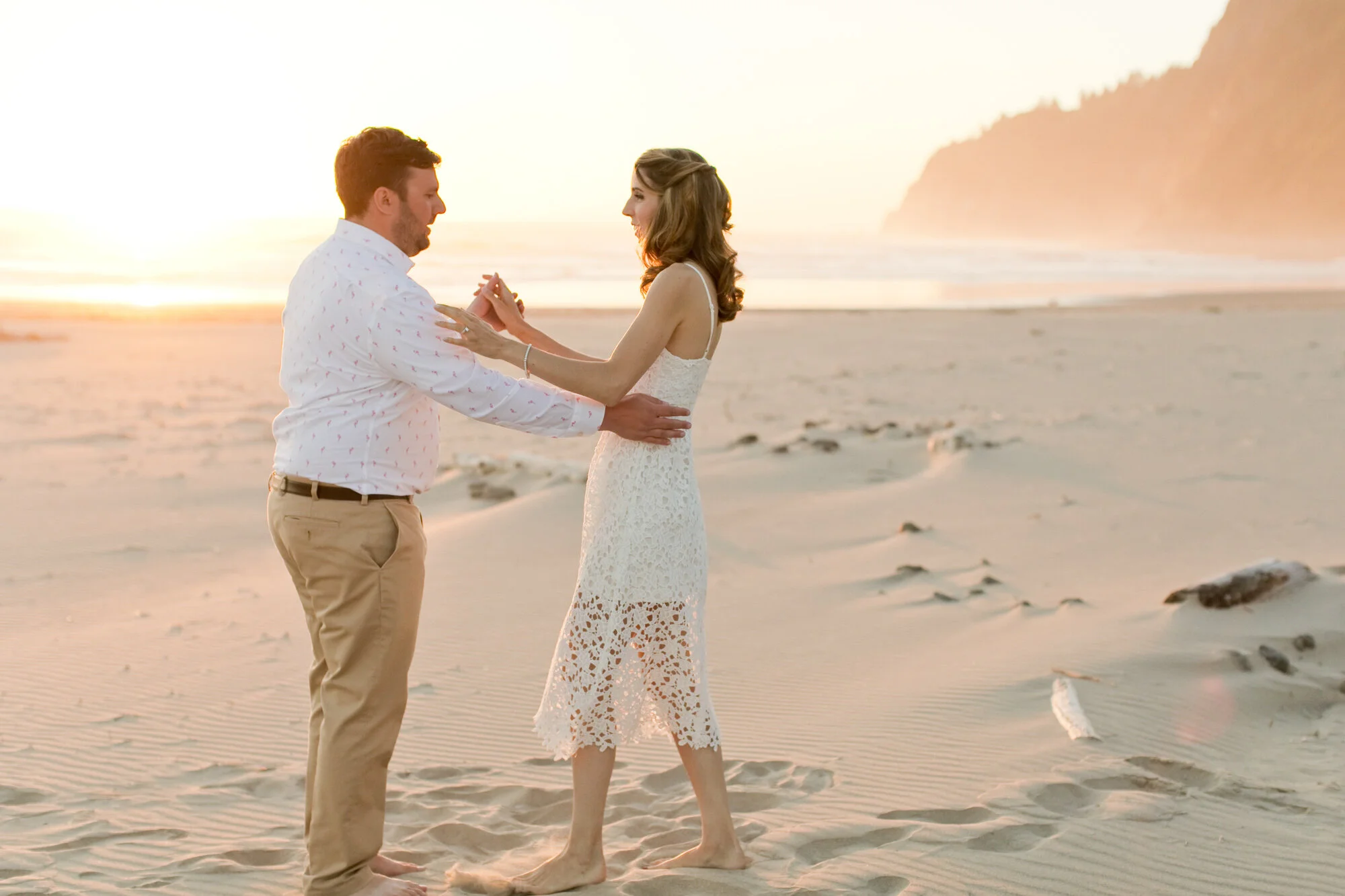 Elopement-Ceremony-Manzanita-Oregon-Coast-DanRice20_028.jpg