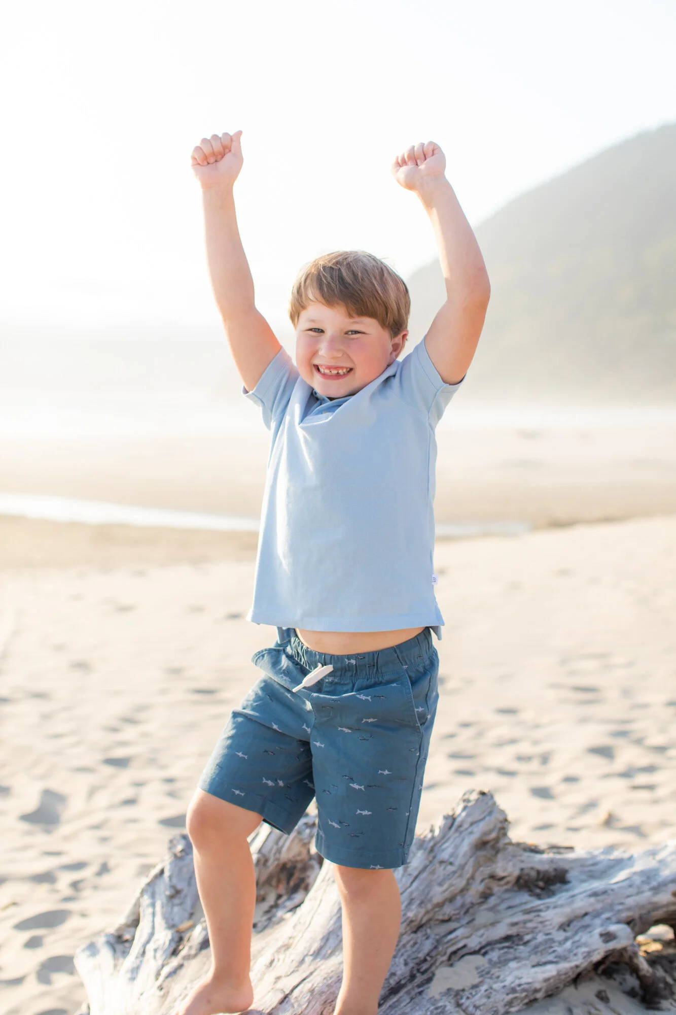 Manzanita-OregonCoast-Family-Photographer-DanRice20_016.jpg