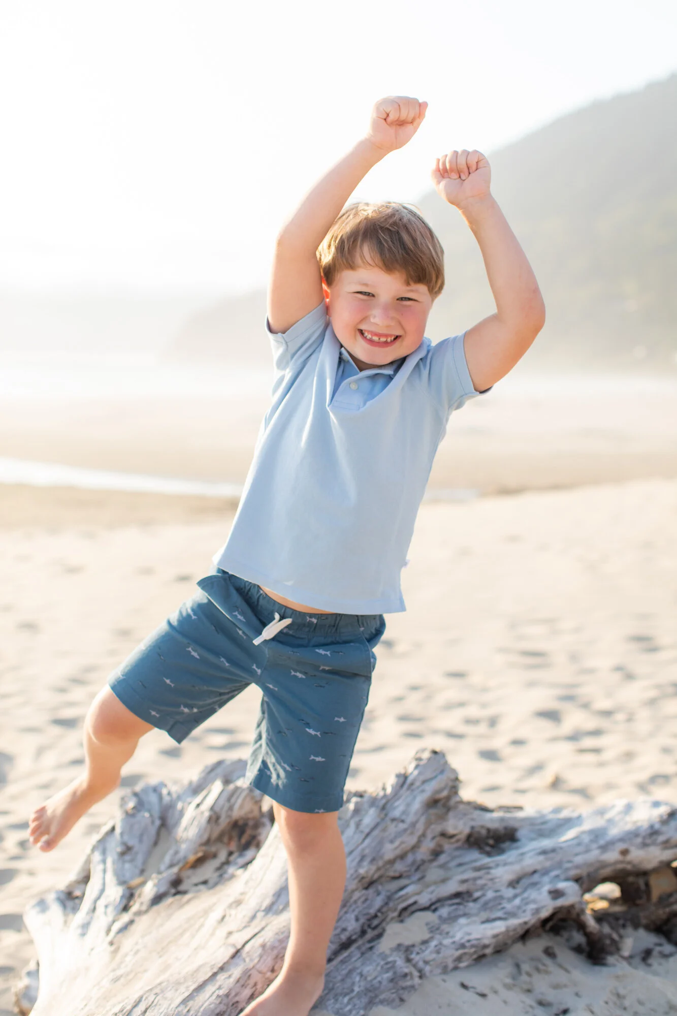 Manzanita-OregonCoast-Family-Photographer-DanRice20_017.jpg