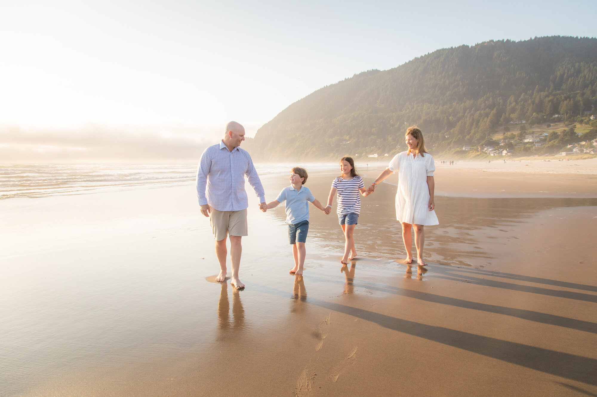 Manzanita-OregonCoast-Family-Photographer-DanRice20_051.jpg