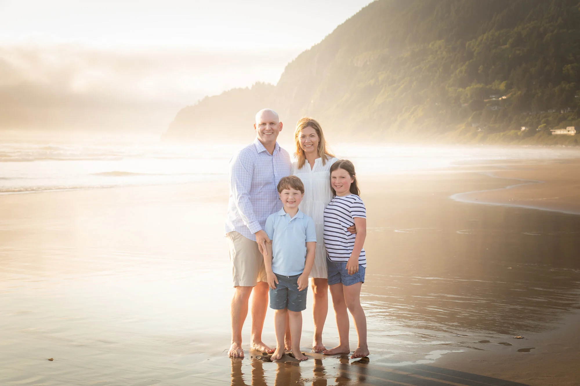 Manzanita-OregonCoast-Family-Photographer-DanRice20_056.jpg