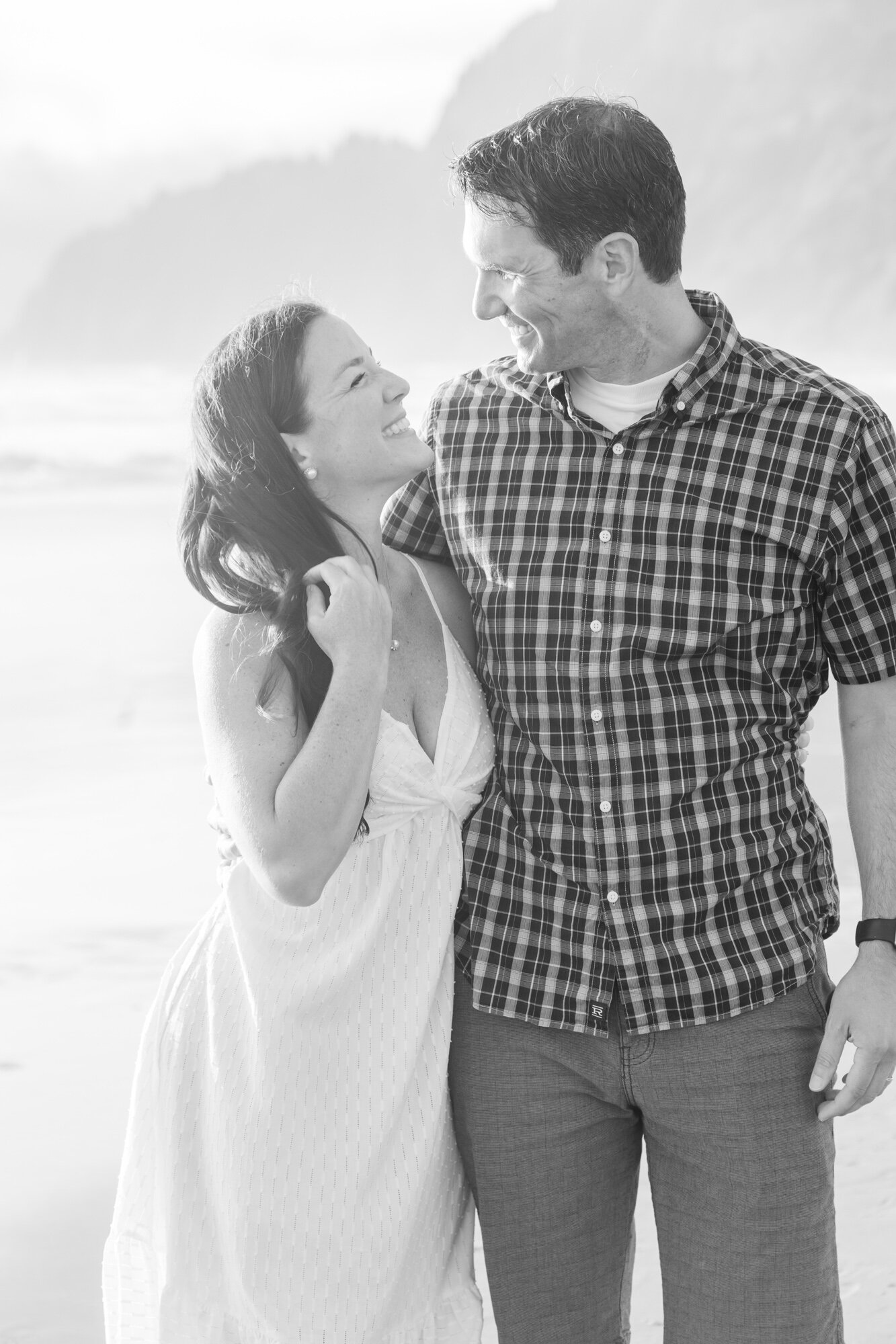 Manzanita-OregonCoast-Family-Photographer-DanRice20_062.jpg