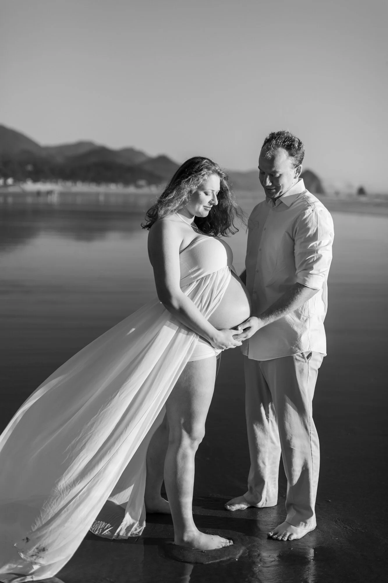 Maternity-Photographer-CannonBeach-OregonCoast-DanRice20_036.jpg