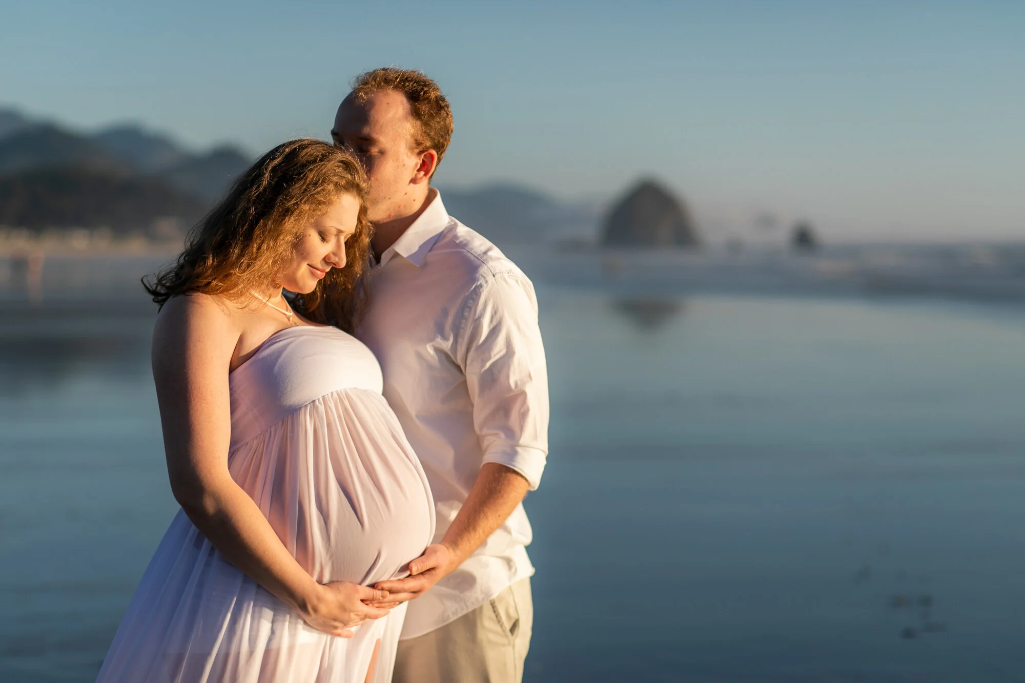 Maternity-Photographer-CannonBeach-OregonCoast-DanRice20_039.jpg