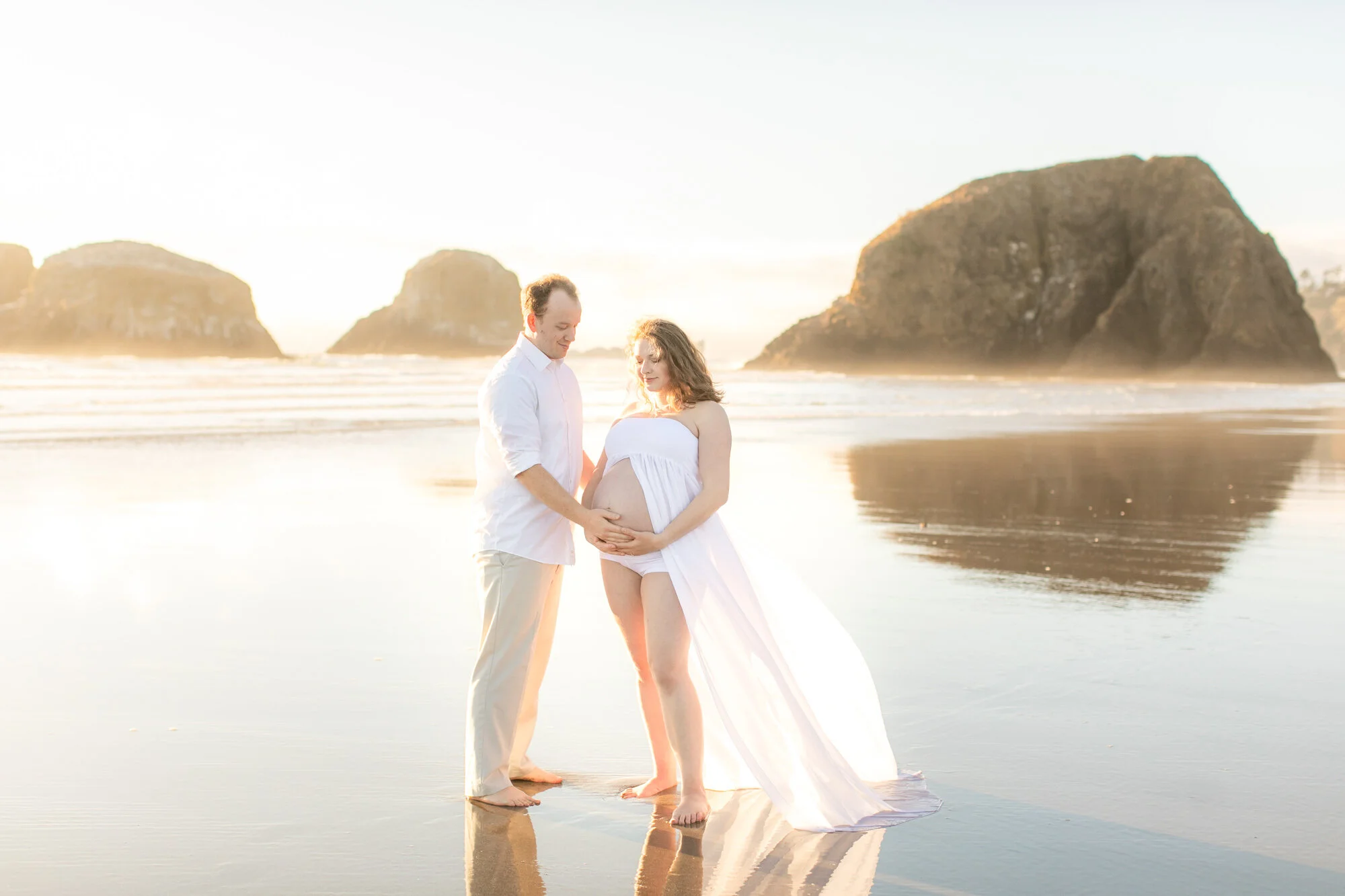 Maternity-Photographer-CannonBeach-OregonCoast-DanRice20_028.jpg