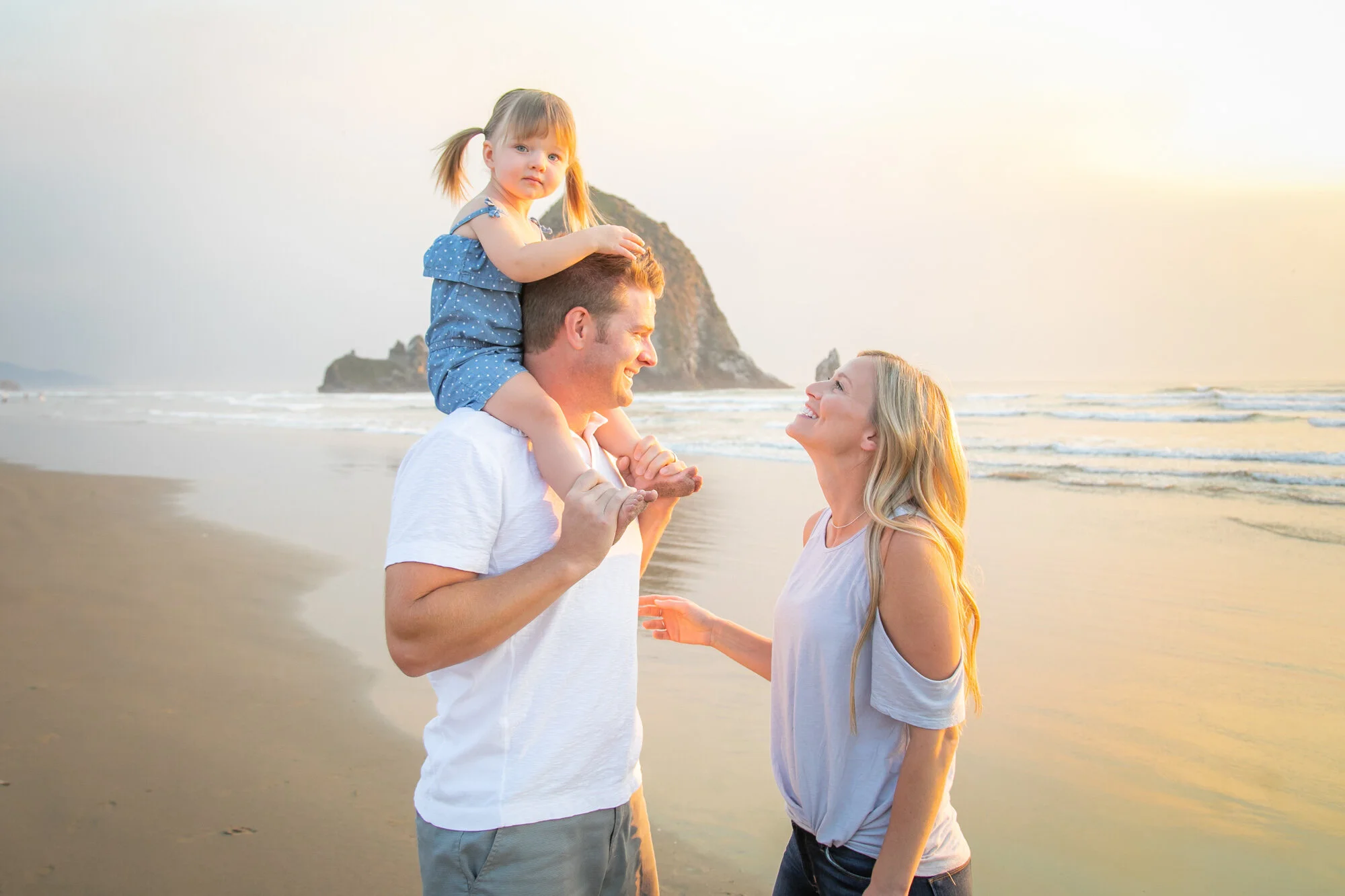 DanRice-CannonBeach-Sunset-Family-Photographer20_007.jpg