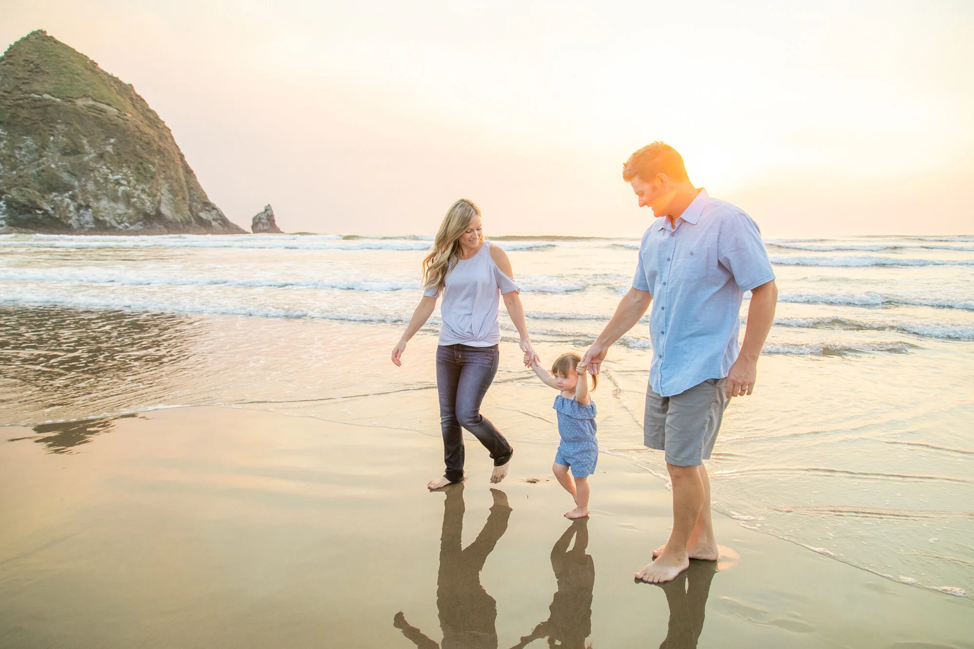 DanRice-CannonBeach-Sunset-Family-Photographer20_015.jpg