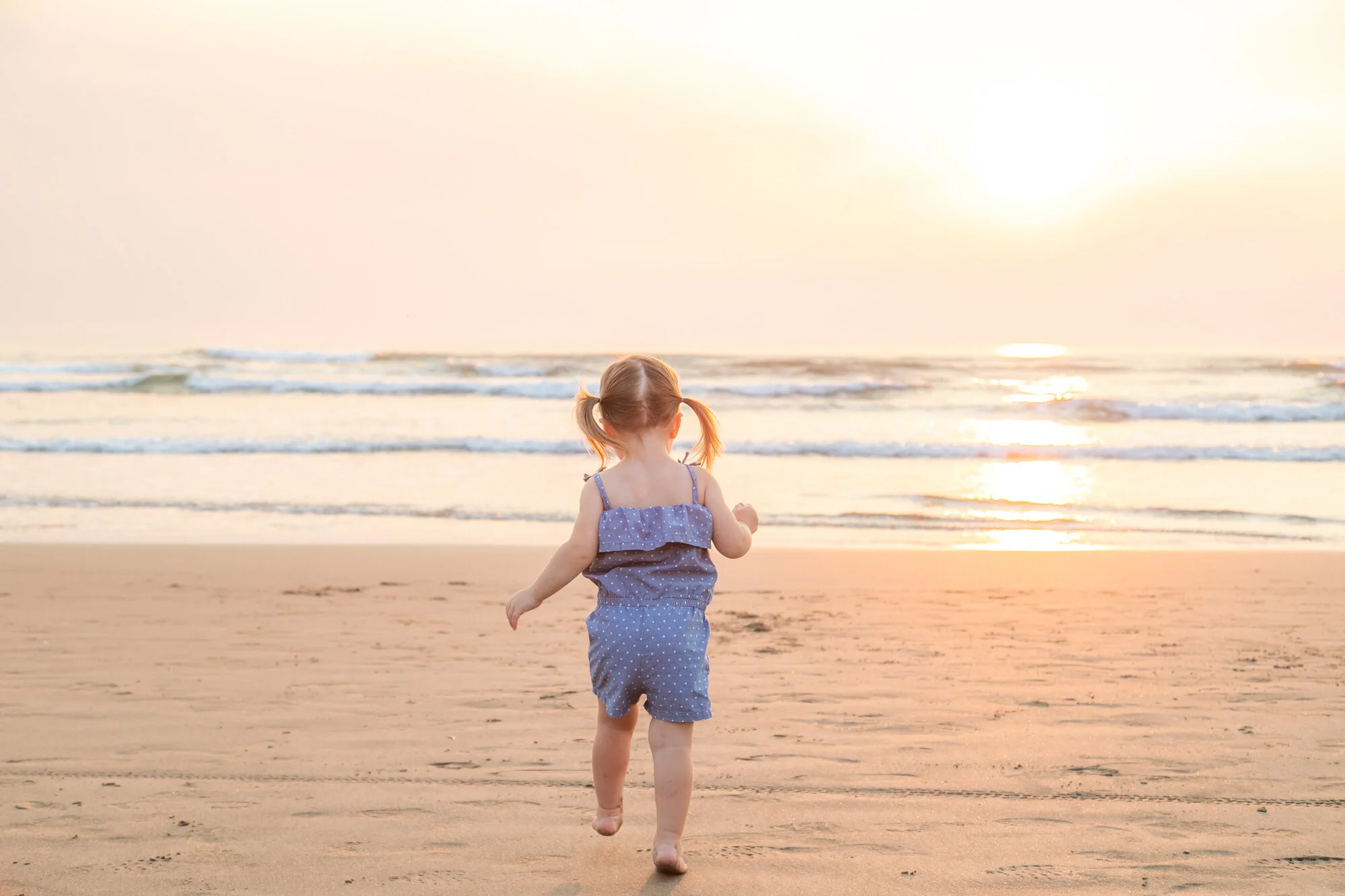 DanRice-CannonBeach-Sunset-Family-Photographer20_021.jpg