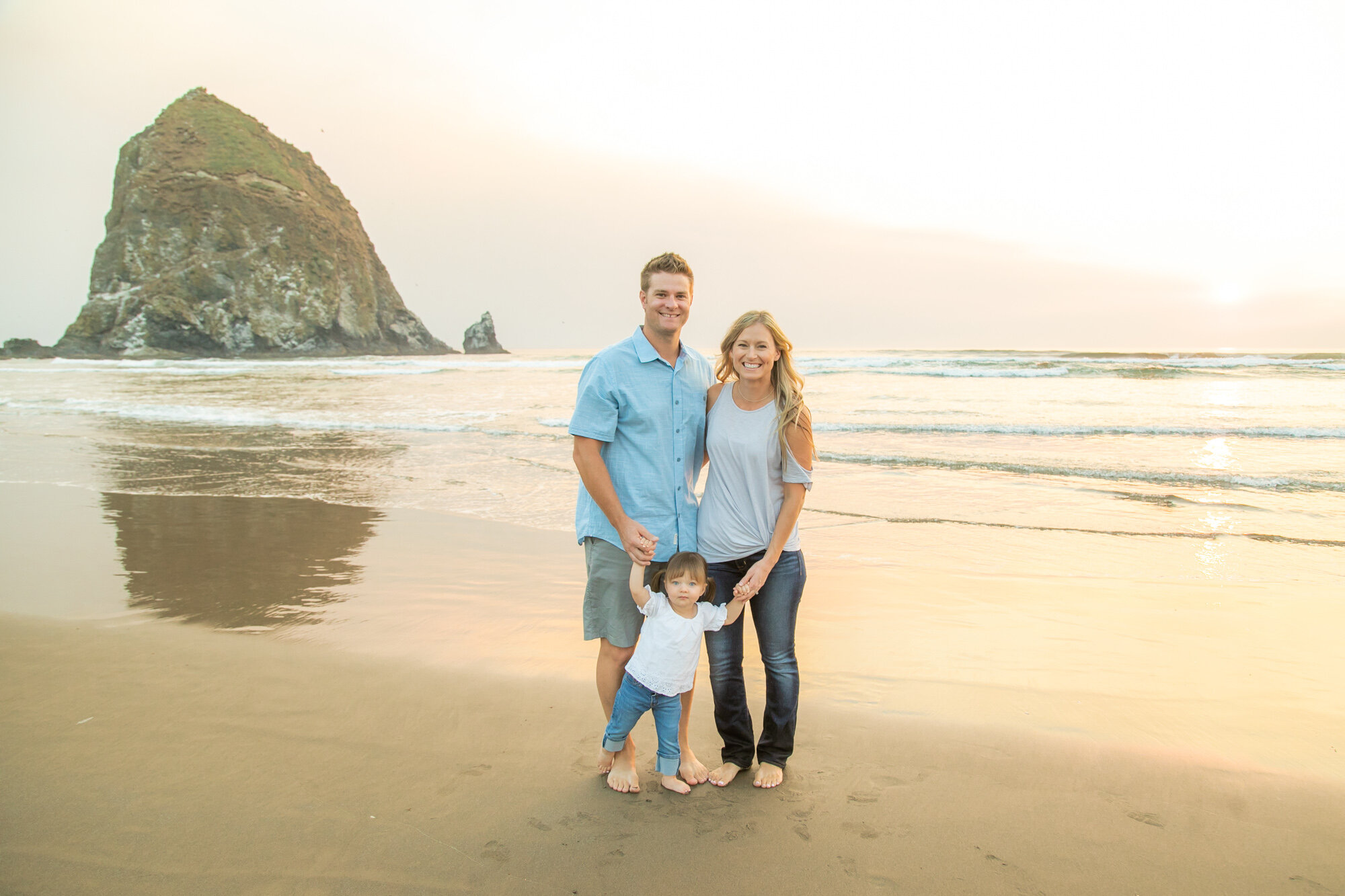 DanRice-CannonBeach-Sunset-Family-Photographer20_024.jpg