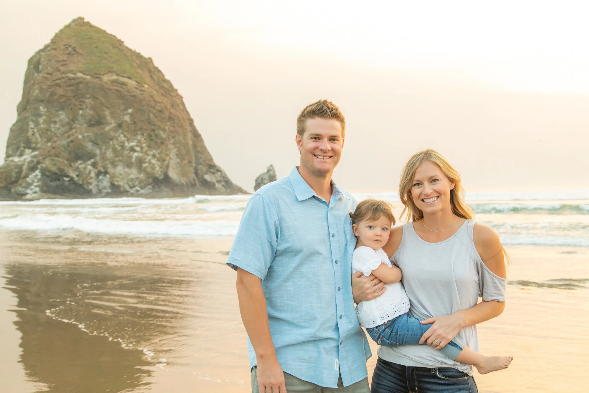 DanRice-CannonBeach-Sunset-Family-Photographer20_025.jpg