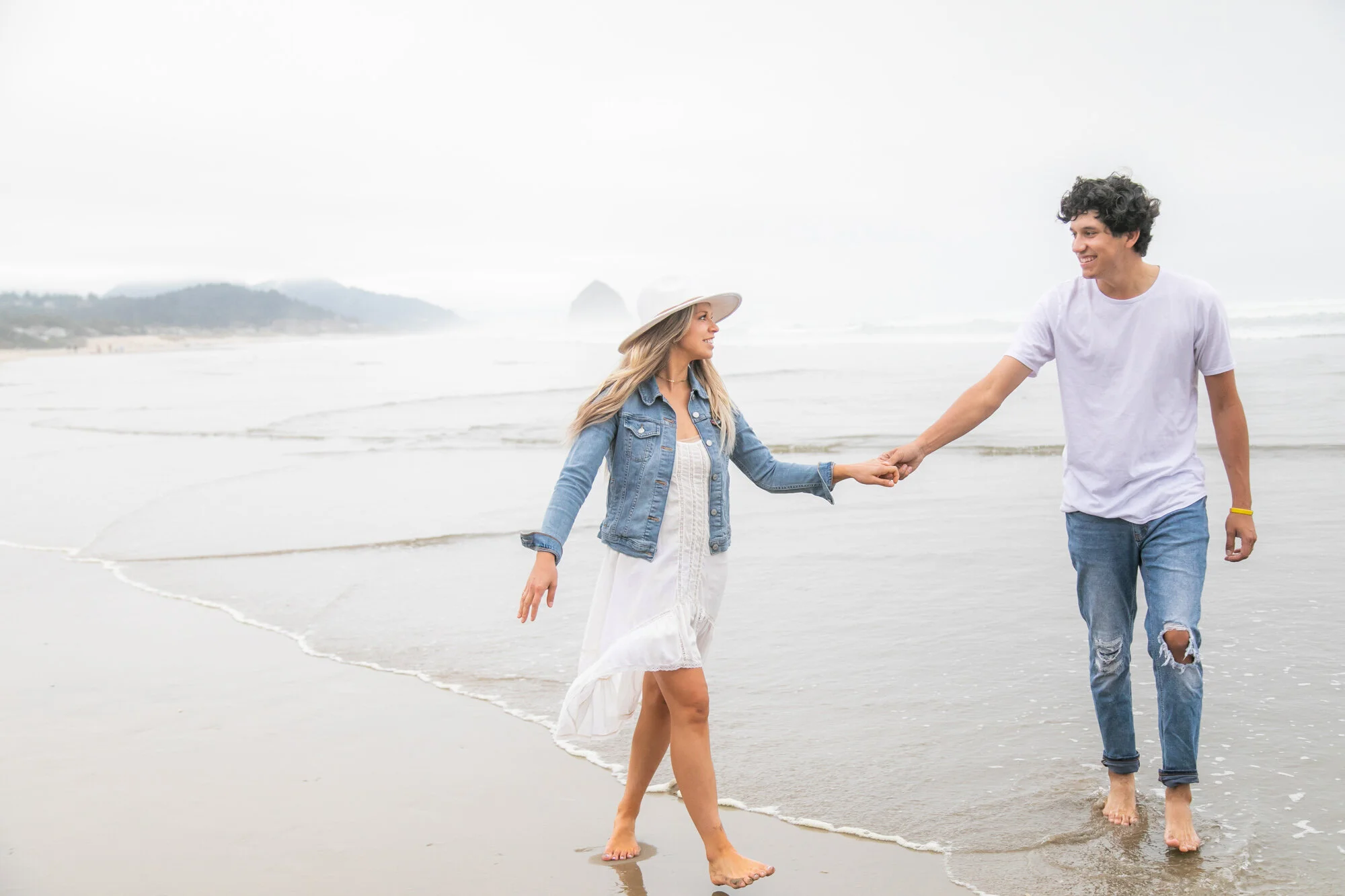 CannonBeach-Family-Photo-Session-DanRice20_029.jpg