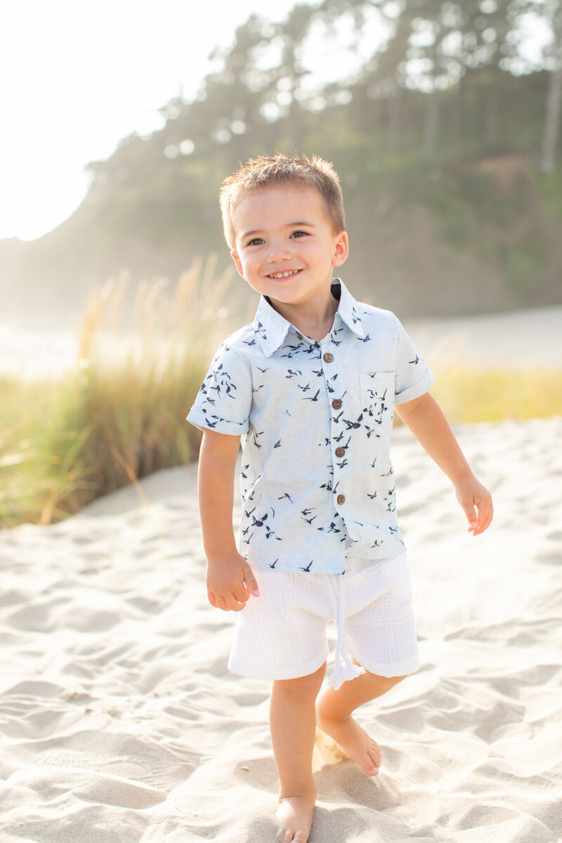 CannonBeach-Family-Photographer-DanRice21_005.jpg