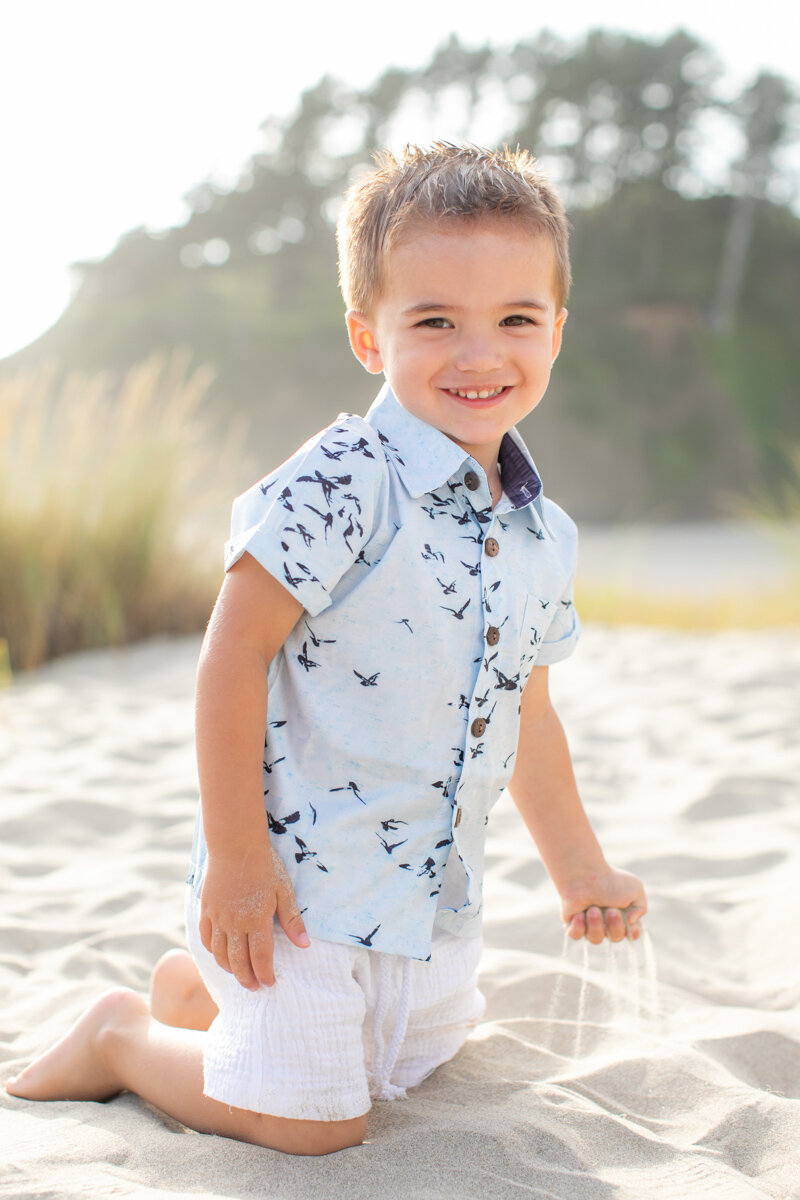 CannonBeach-Family-Photographer-DanRice21_006.jpg