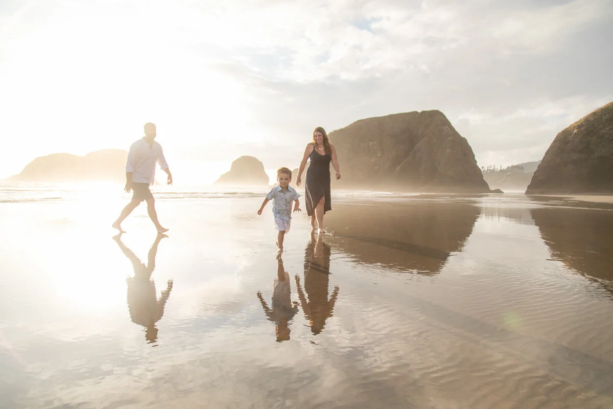 CannonBeach-Family-Photographer-DanRice21_014.jpg