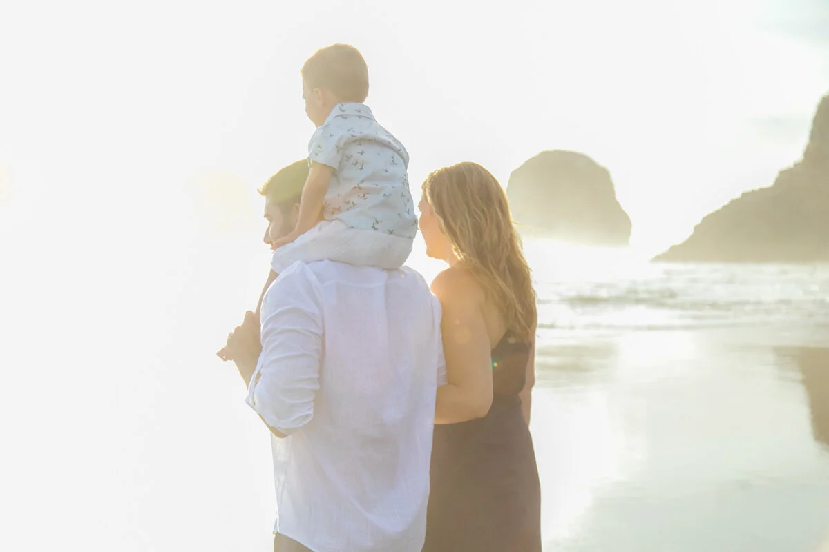 CannonBeach-Family-Photographer-DanRice21_015.jpg