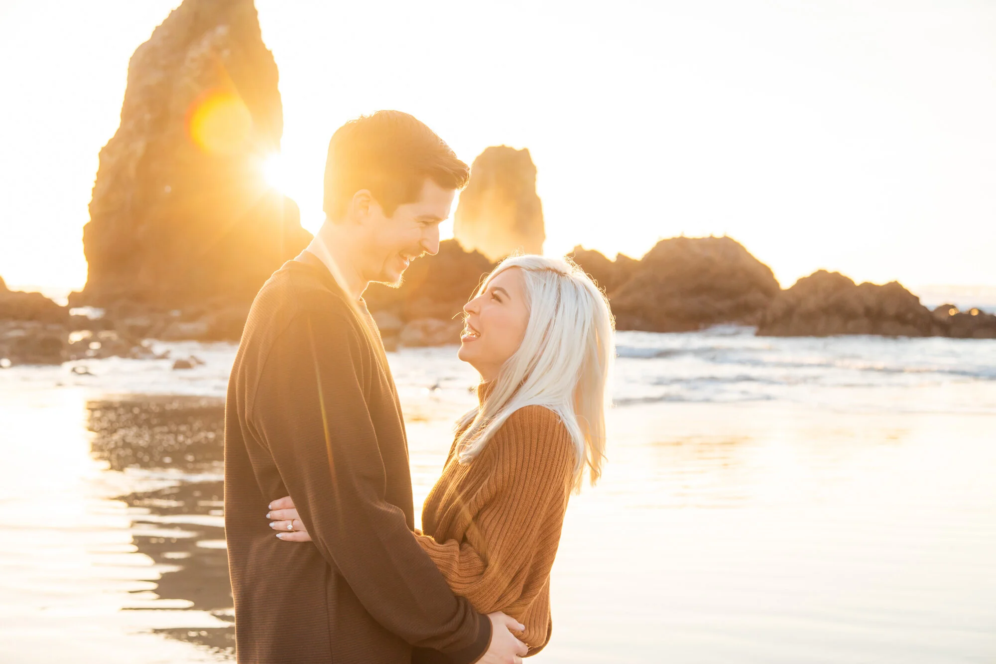 HaystackRock-Engagement-Photography-Sunset-Session-DanRice21_021.jpg