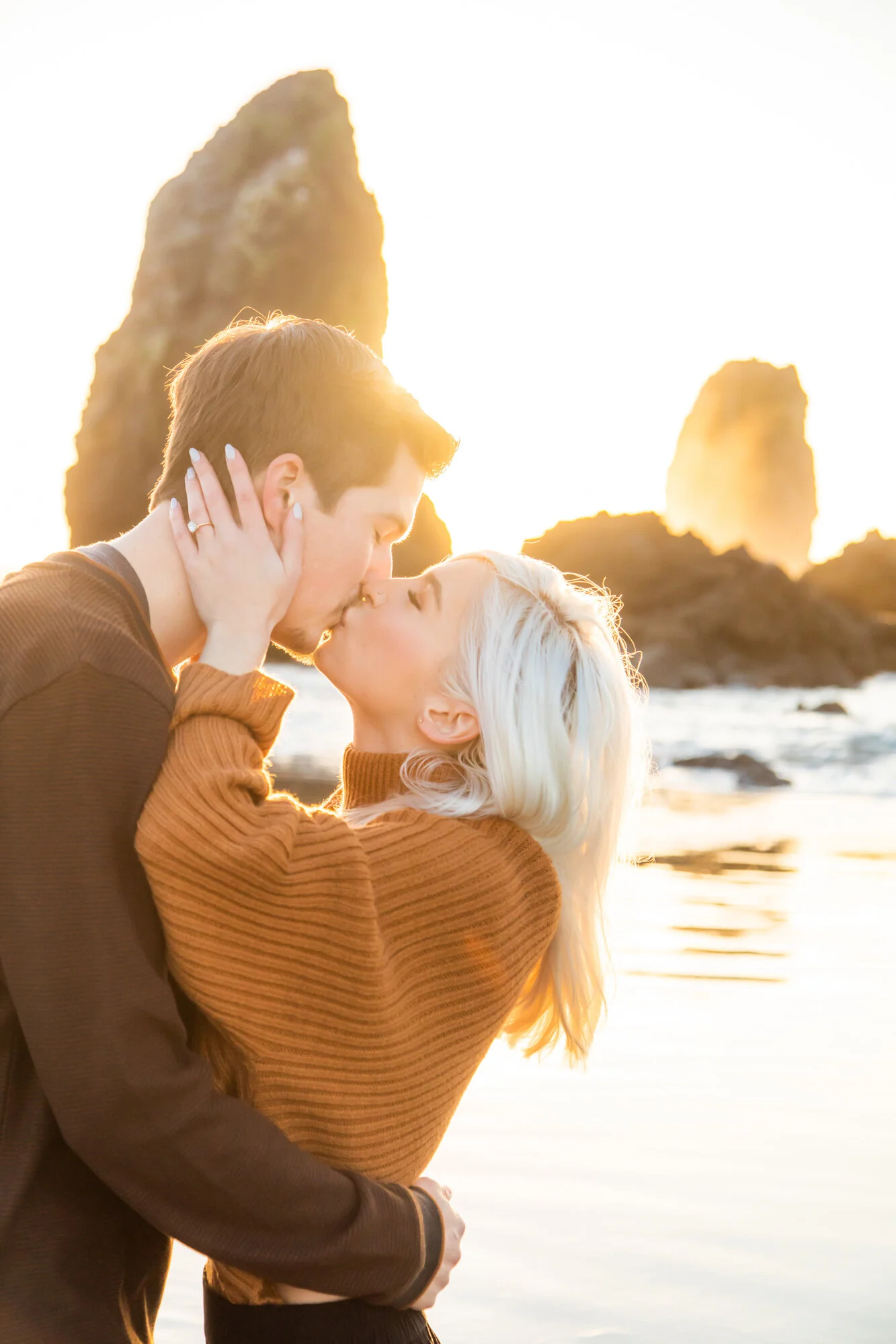HaystackRock-Engagement-Photography-Sunset-Session-DanRice21_024.jpg
