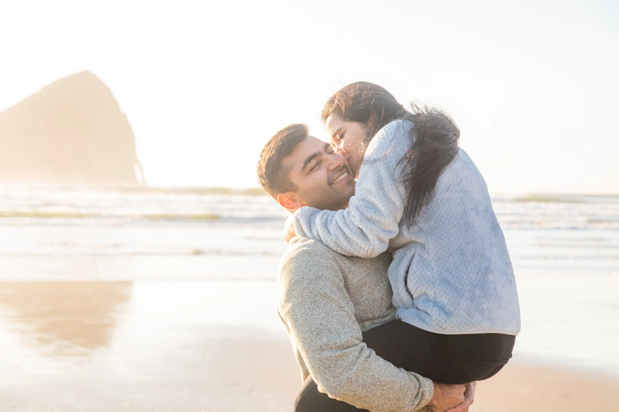 PacificCity-CapeKiwanda-Engagement-Photographer-DanRice21_004.jpg
