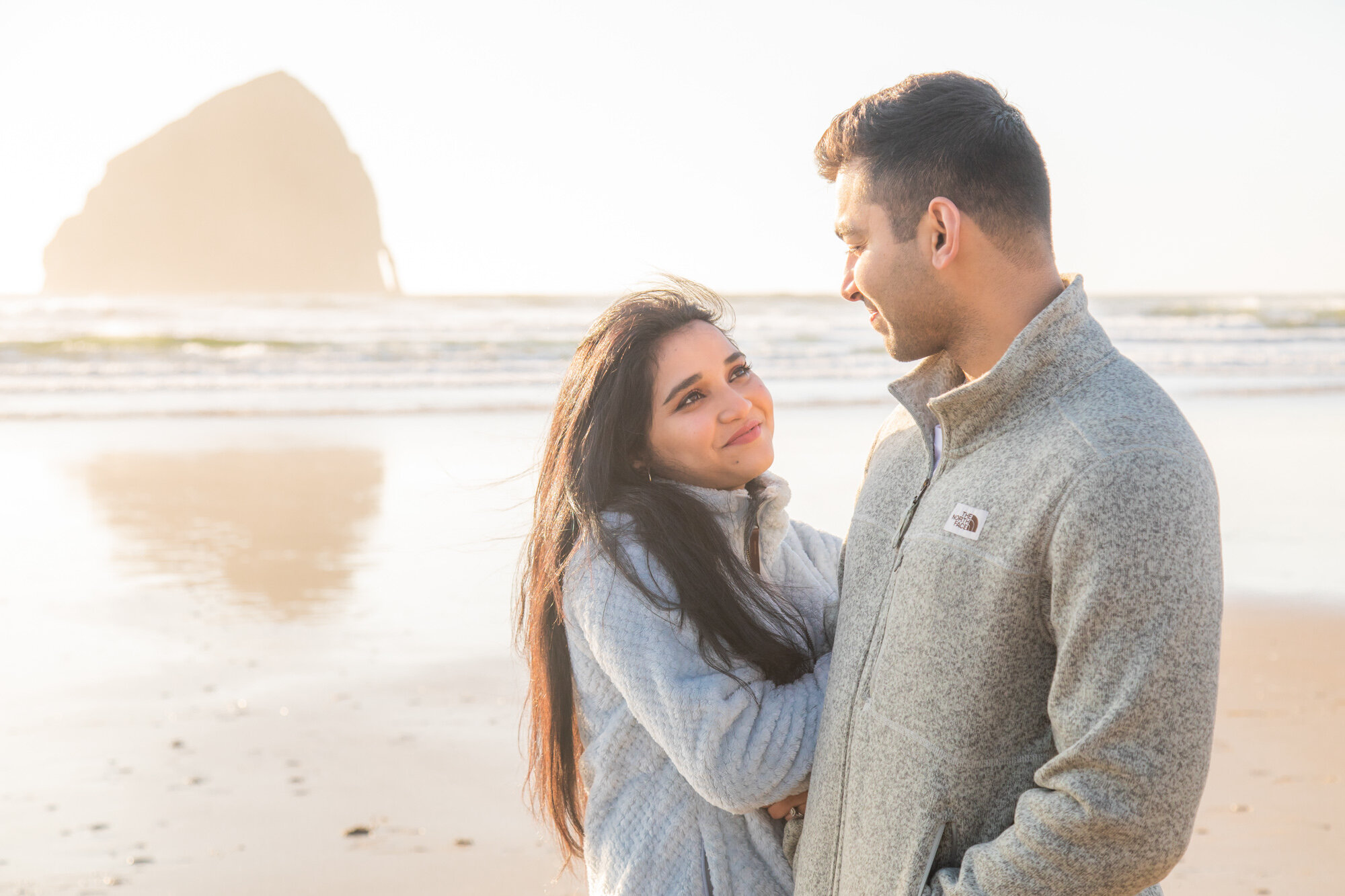 PacificCity-CapeKiwanda-Engagement-Photographer-DanRice21_003.jpg