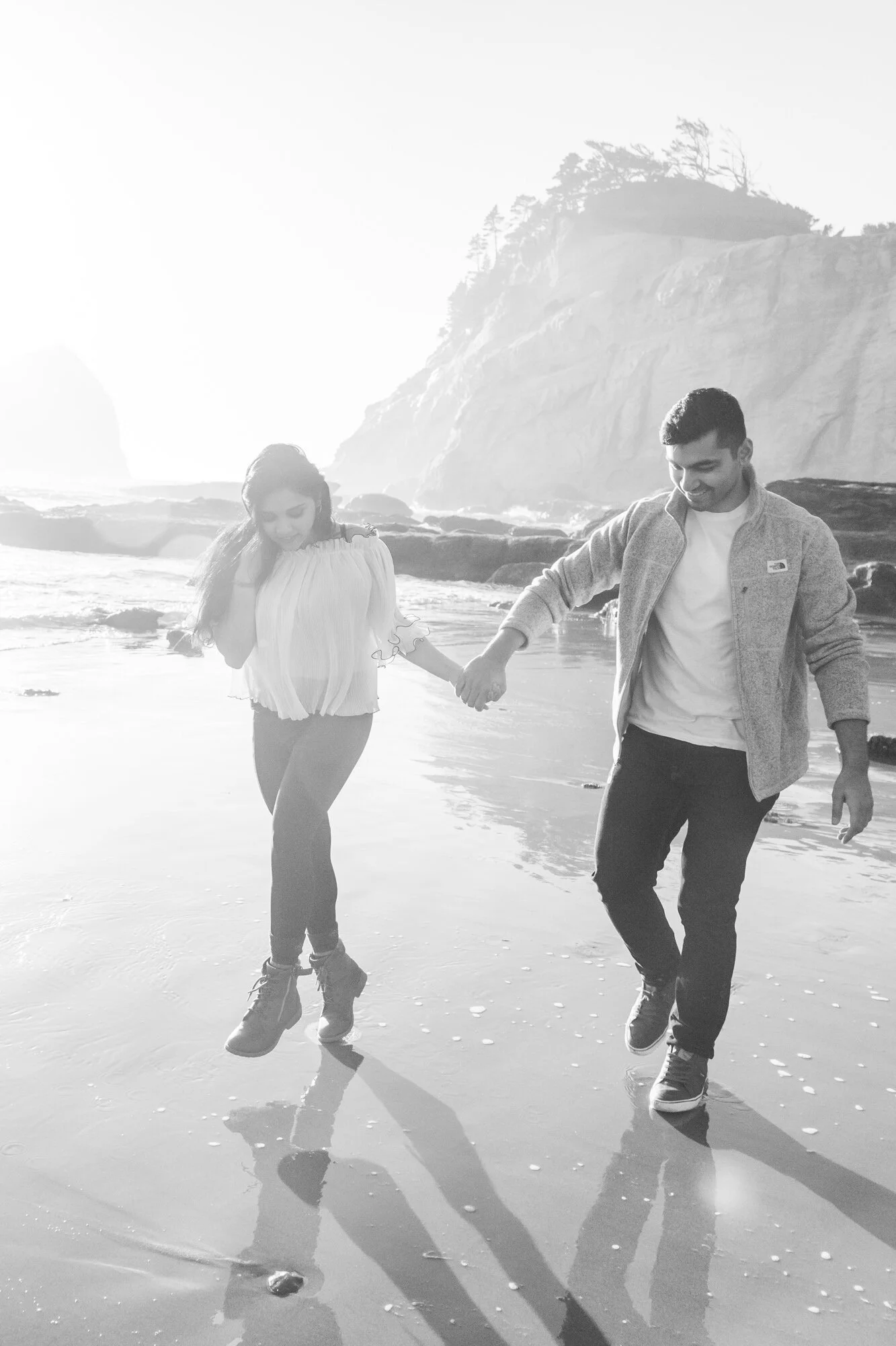 PacificCity-CapeKiwanda-Engagement-Photographer-DanRice21_009.jpg