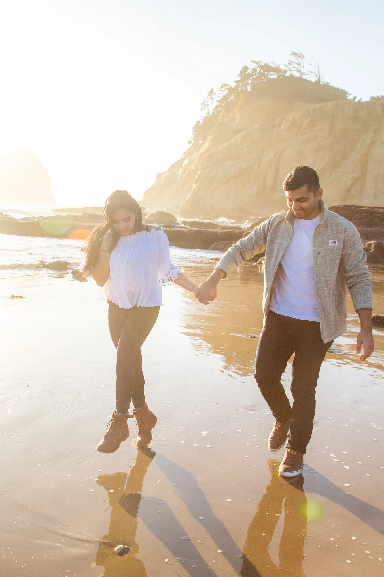PacificCity-CapeKiwanda-Engagement-Photographer-DanRice21_010.jpg