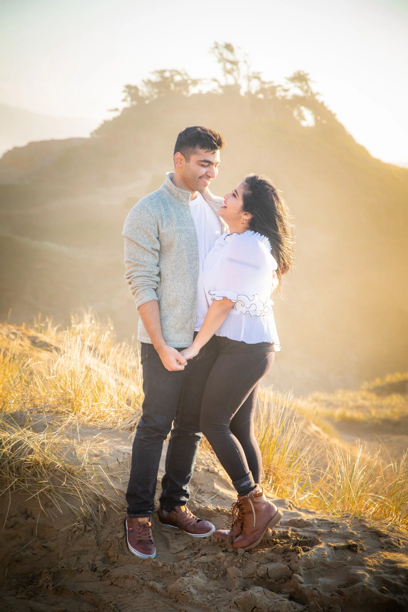 PacificCity-CapeKiwanda-Engagement-Photographer-DanRice21_027.jpg