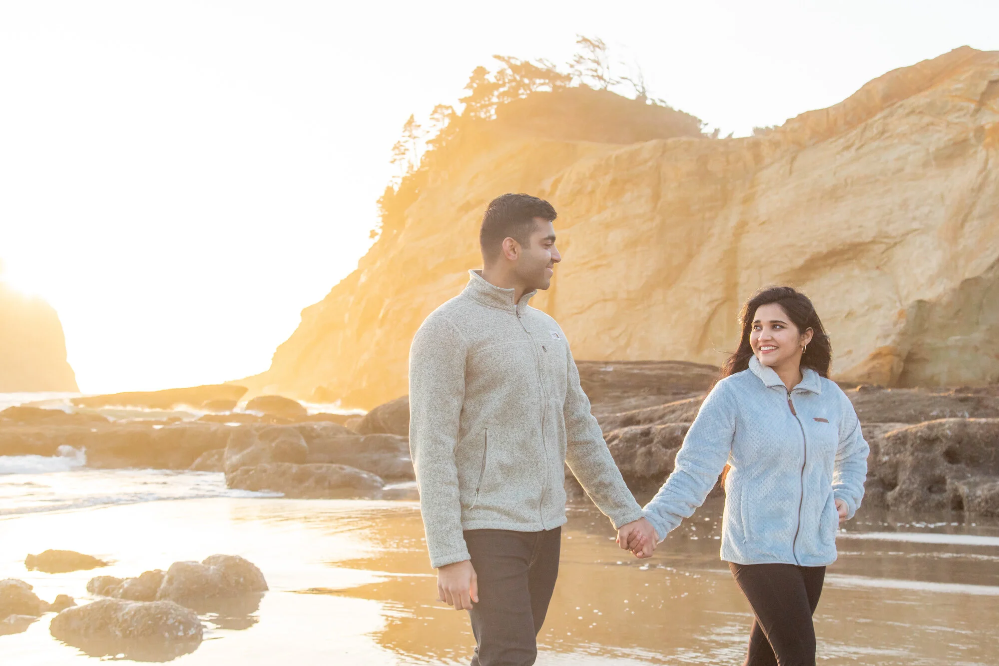 PacificCity-CapeKiwanda-Engagement-Photographer-DanRice21_048.jpg