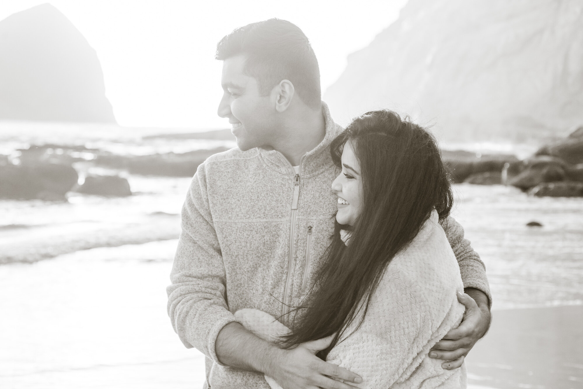PacificCity-CapeKiwanda-Engagement-Photographer-DanRice21_049.jpg