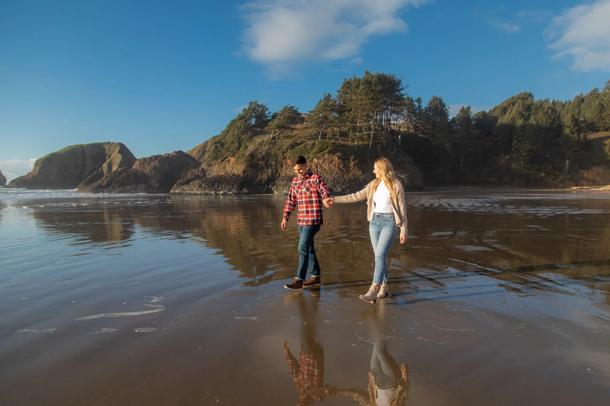 CannonBeach-Engagement-Session-DanRice21_022.jpg