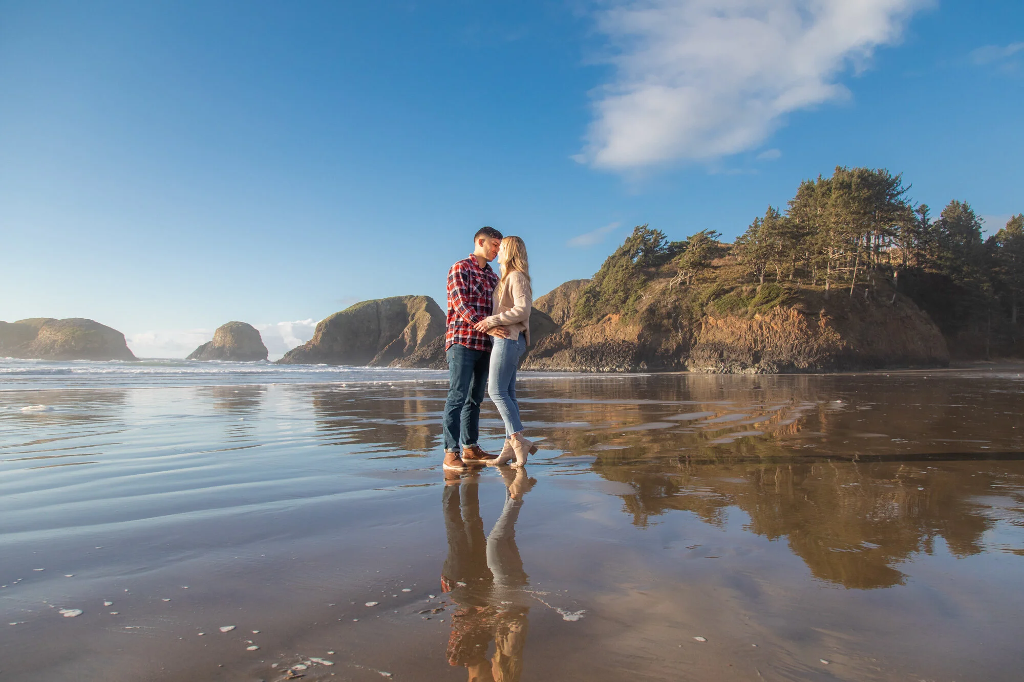 CannonBeach-Engagement-Session-DanRice21_024.jpg