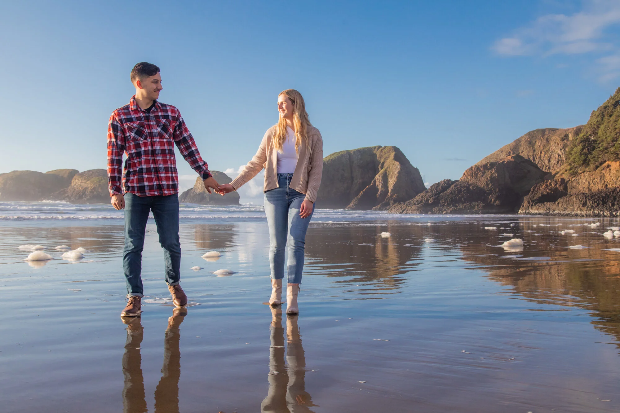 CannonBeach-Engagement-Session-DanRice21_035.jpg
