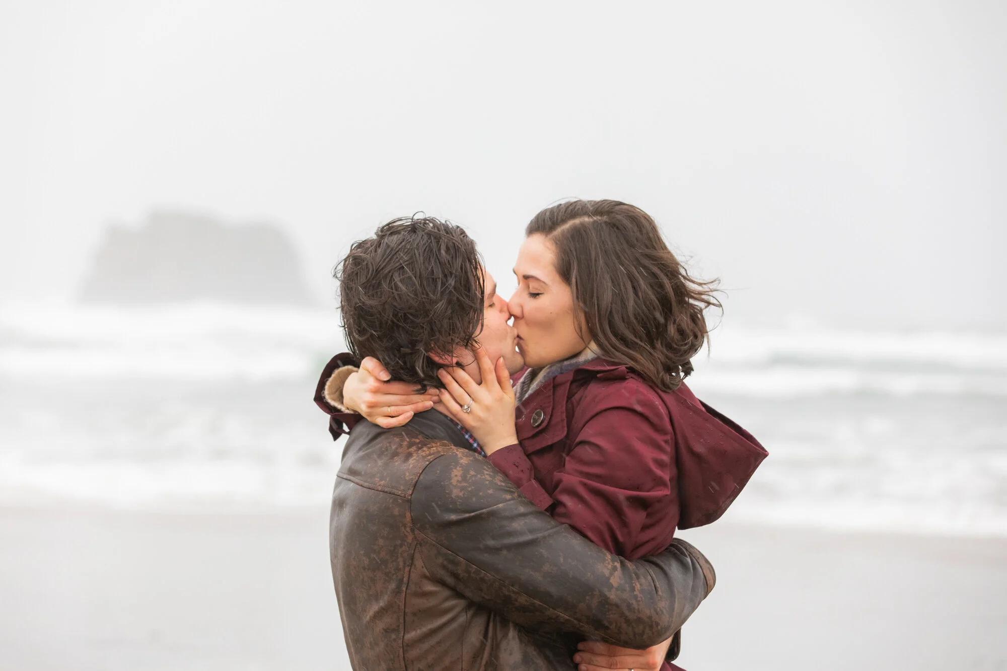 RockawayBeach-OregonCoast-Proposal-Photo-Session-DanRice21_010.jpg