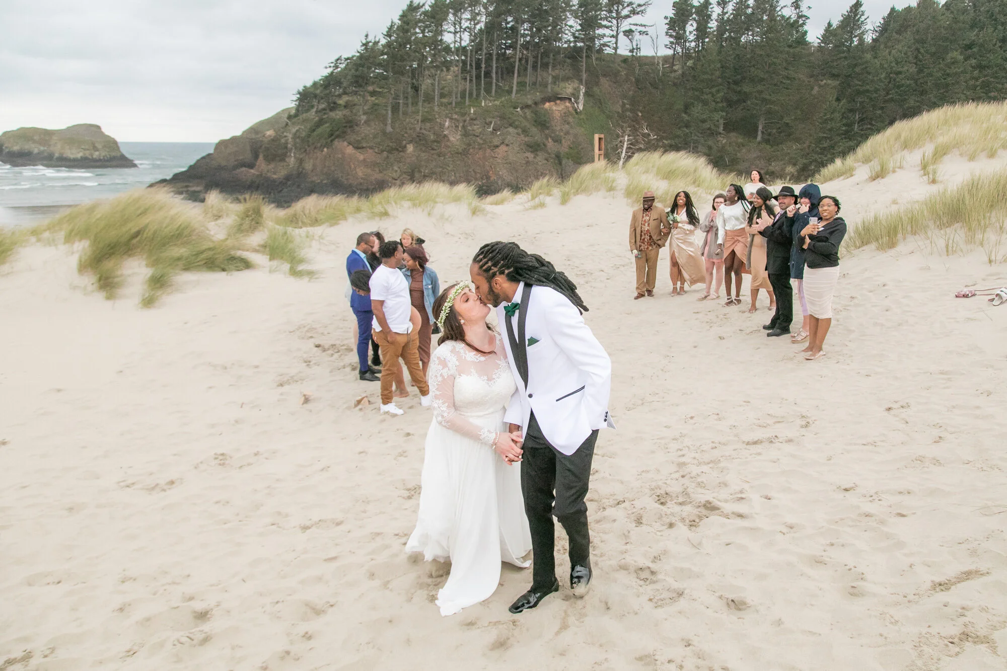 CannonBeach-Elopement-Photographer-DanRice21_027.jpg