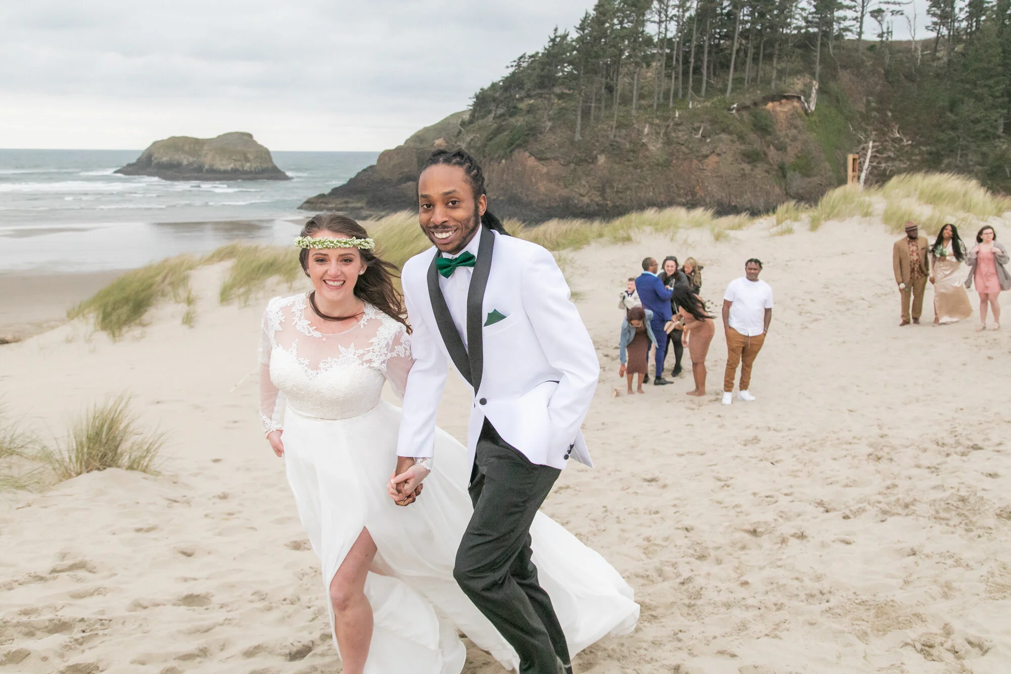 CannonBeach-Elopement-Photographer-DanRice21_028.jpg