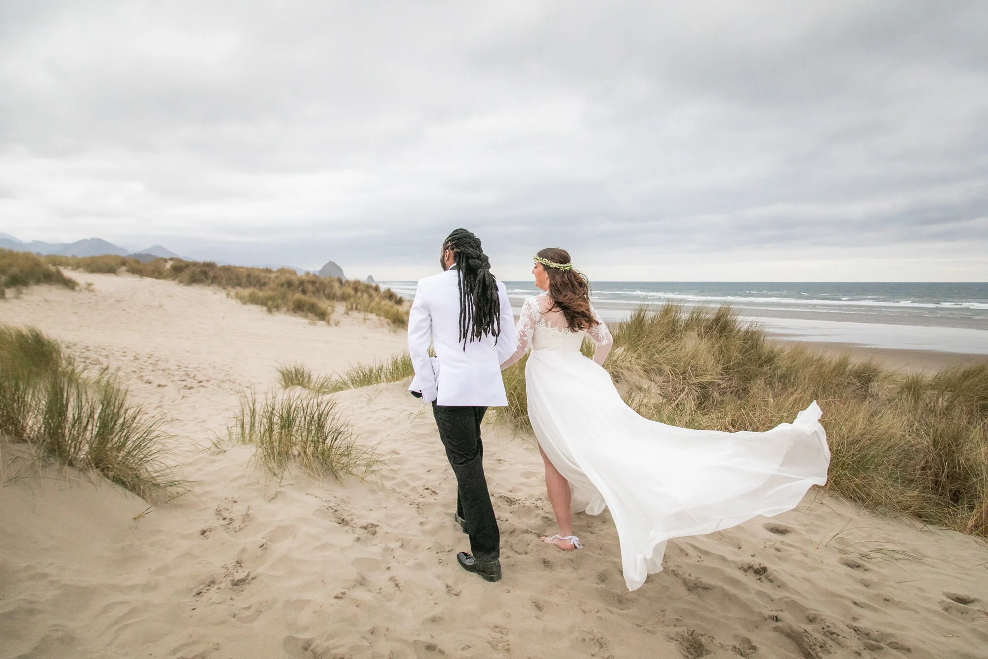 CannonBeach-Elopement-Photographer-DanRice21_030.jpg
