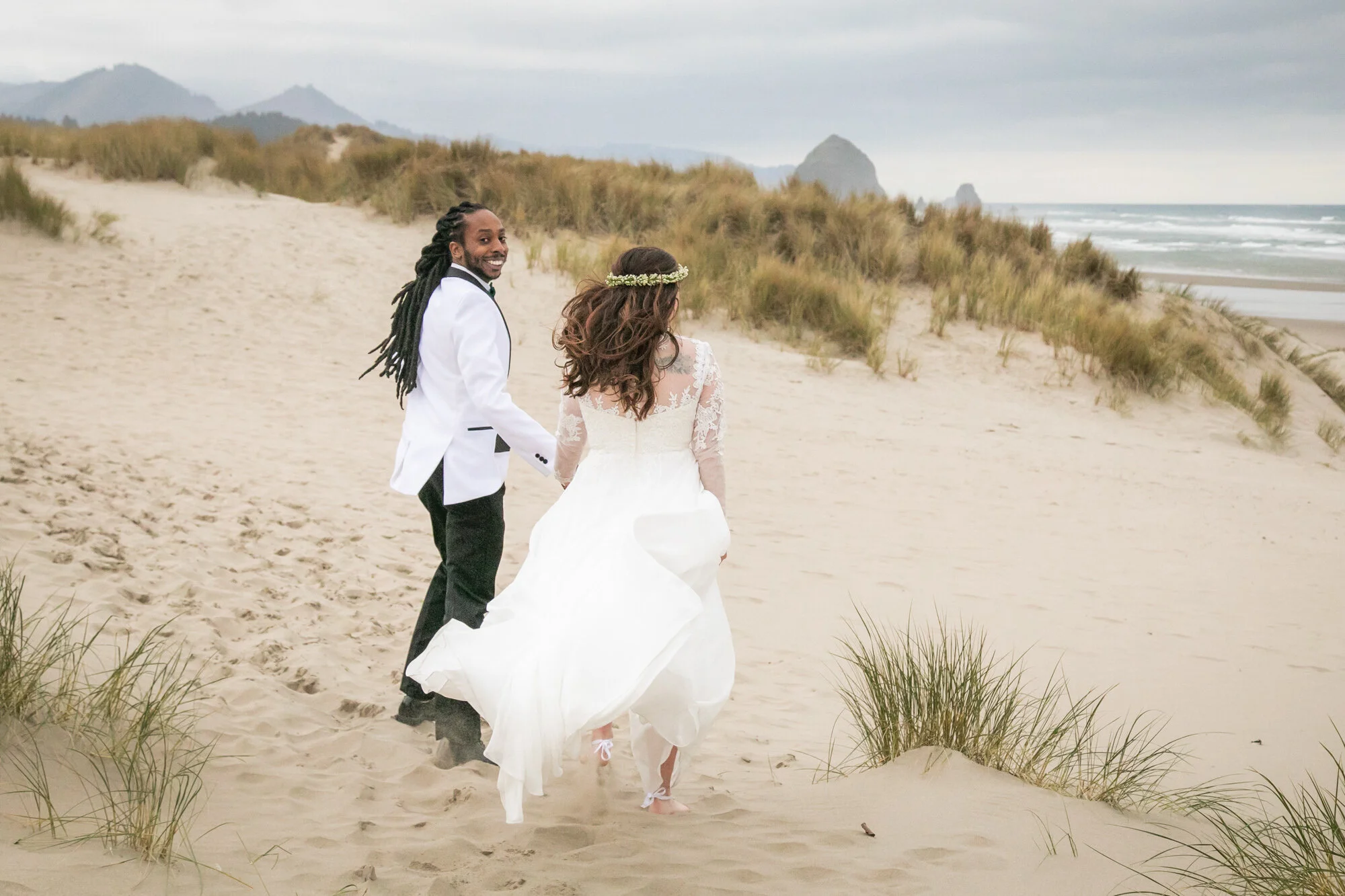 CannonBeach-Elopement-Photographer-DanRice21_032.jpg