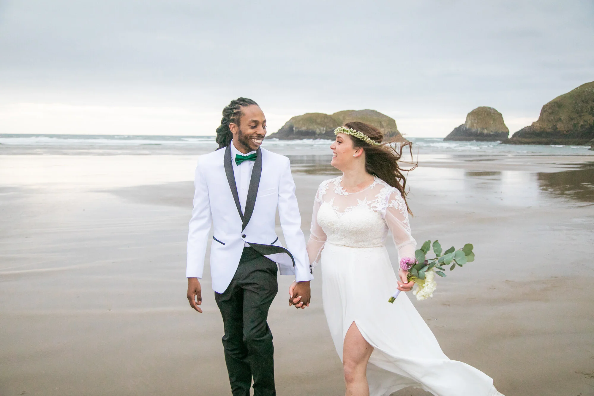 CannonBeach-Elopement-Photographer-DanRice21_042.jpg