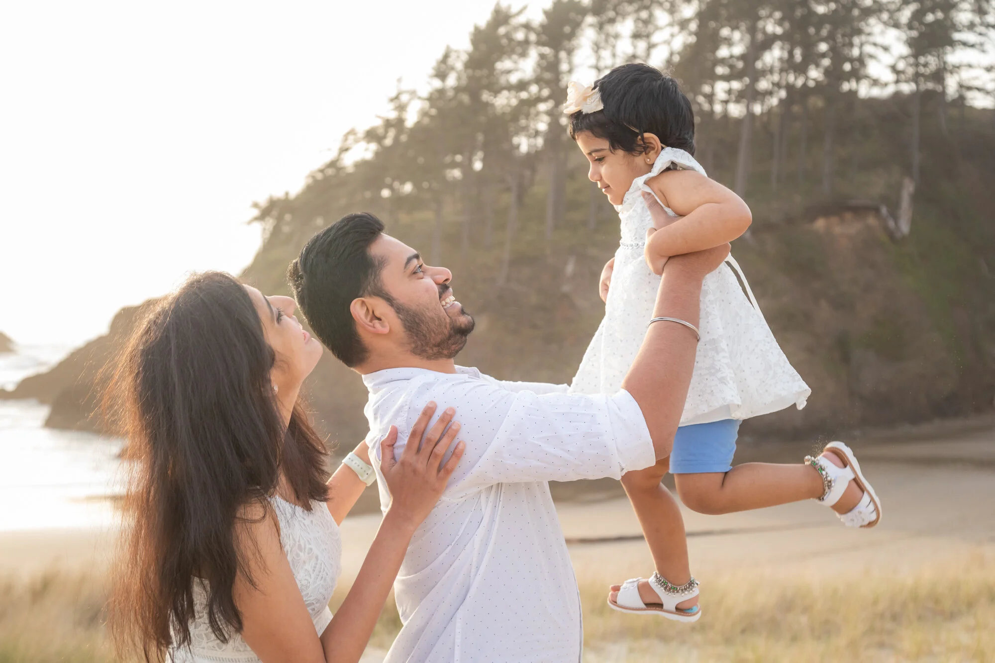 DanRice-CannonBeach-Family-Photographer-Spring21_019.jpg