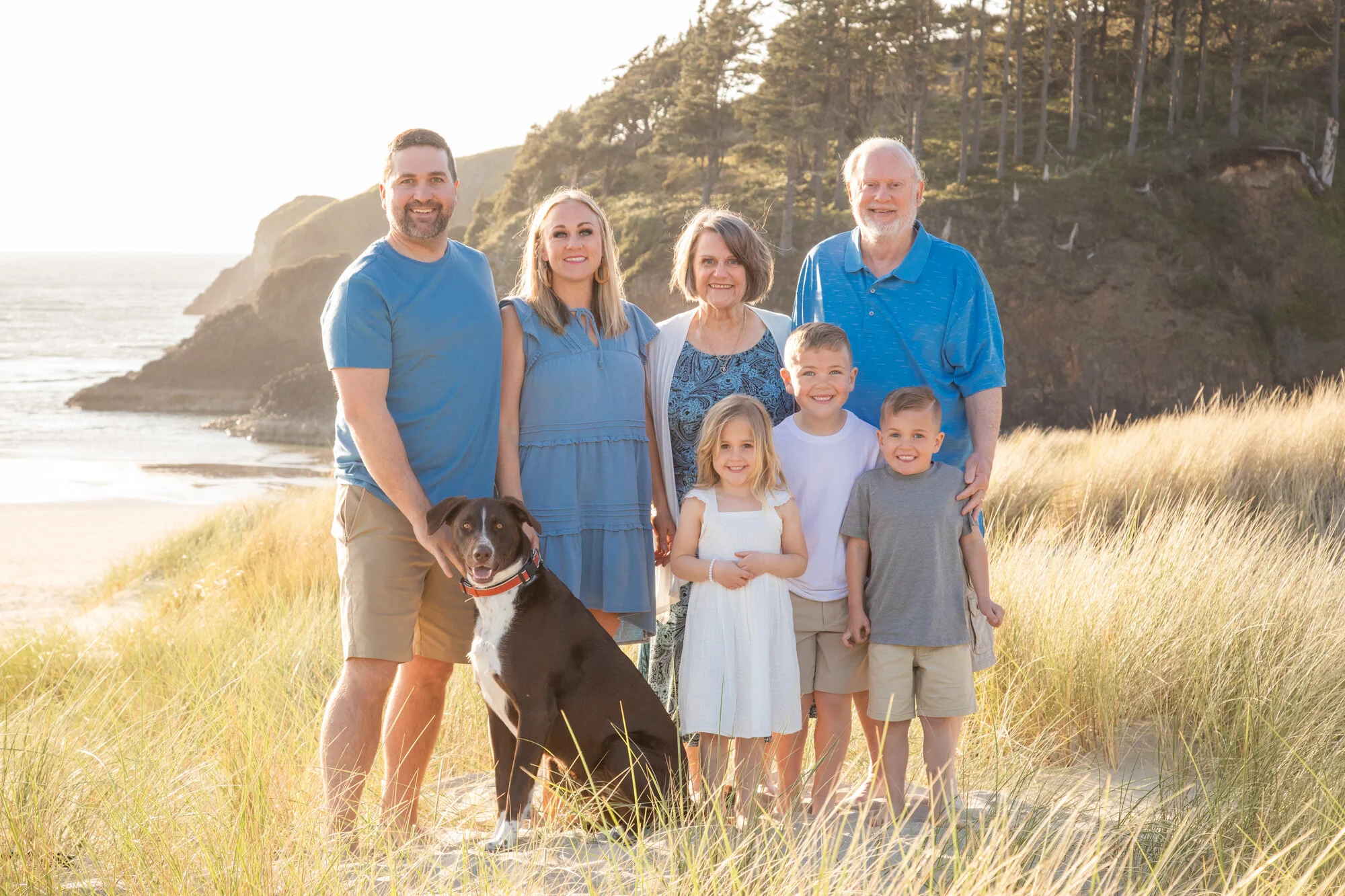 CannonBeach-Family-Photography-April-2021_003.jpg
