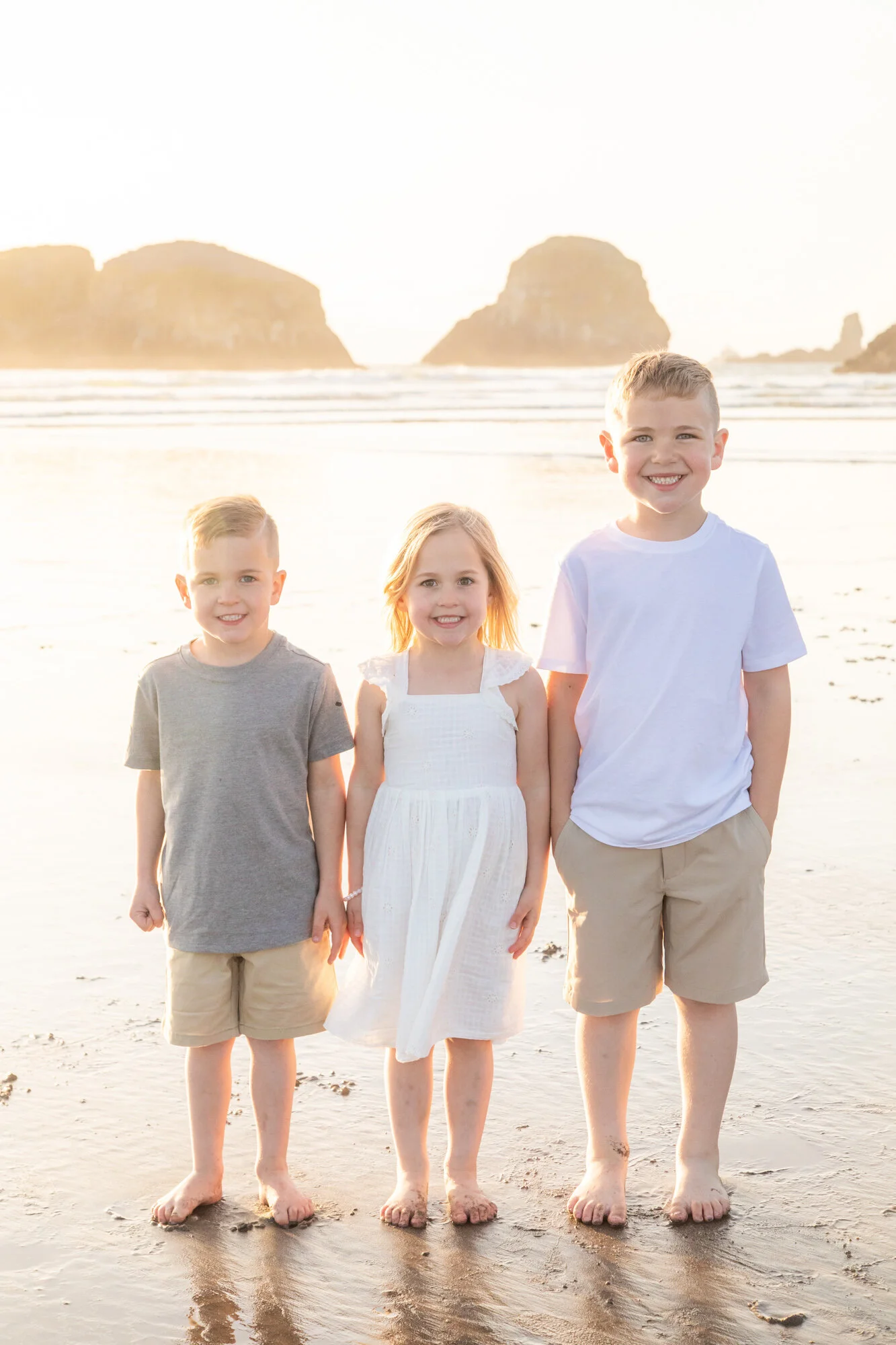CannonBeach-Family-Photography-April-2021_027.jpg