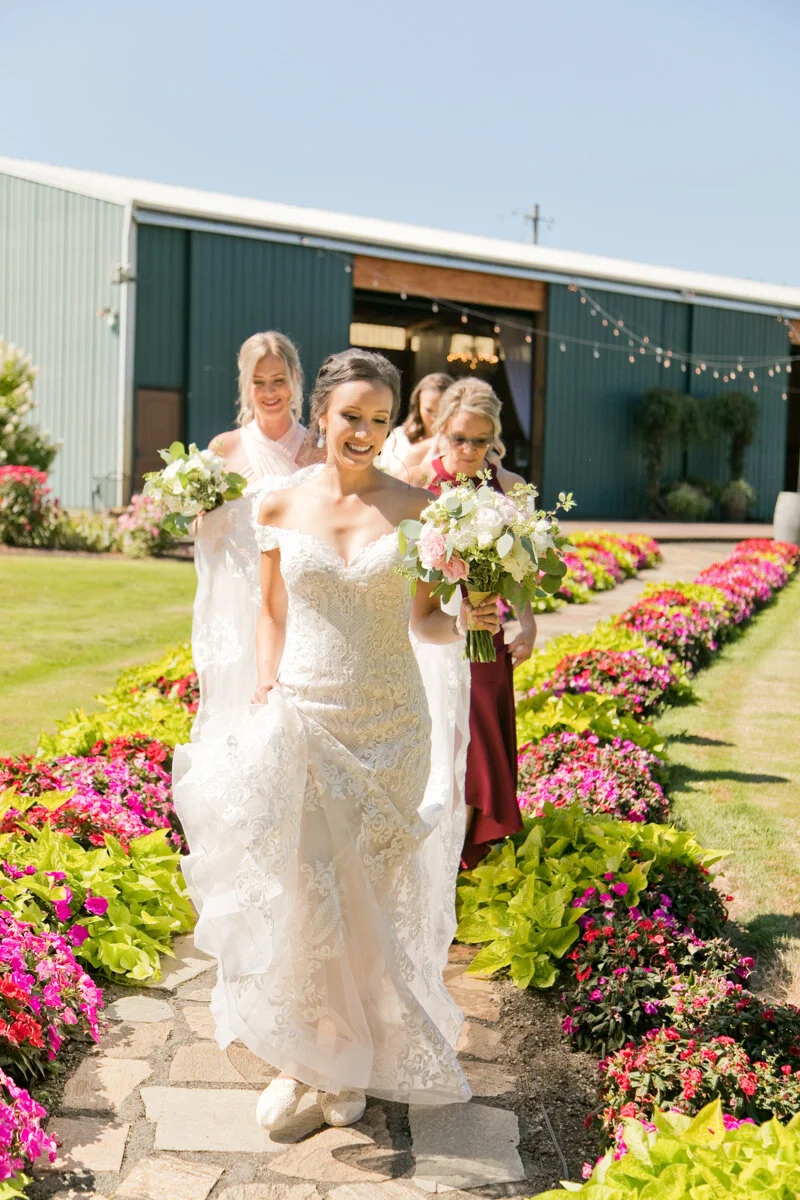Postlewait'sCountryWeddings-DanRice-Portland-Photographer21_048.jpg