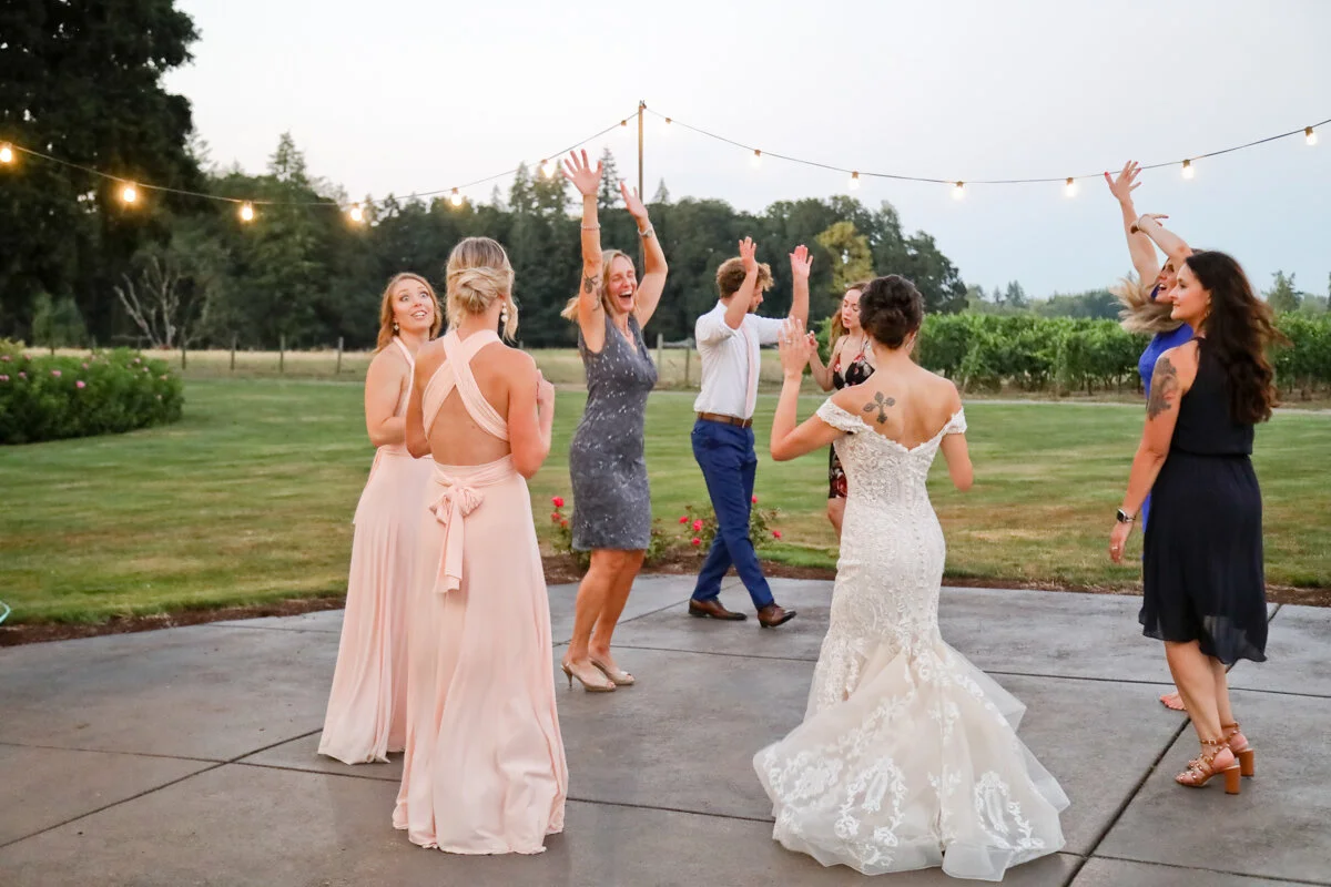 Postlewait'sCountryWeddings-DanRice-Portland-Photographer21_241.jpg
